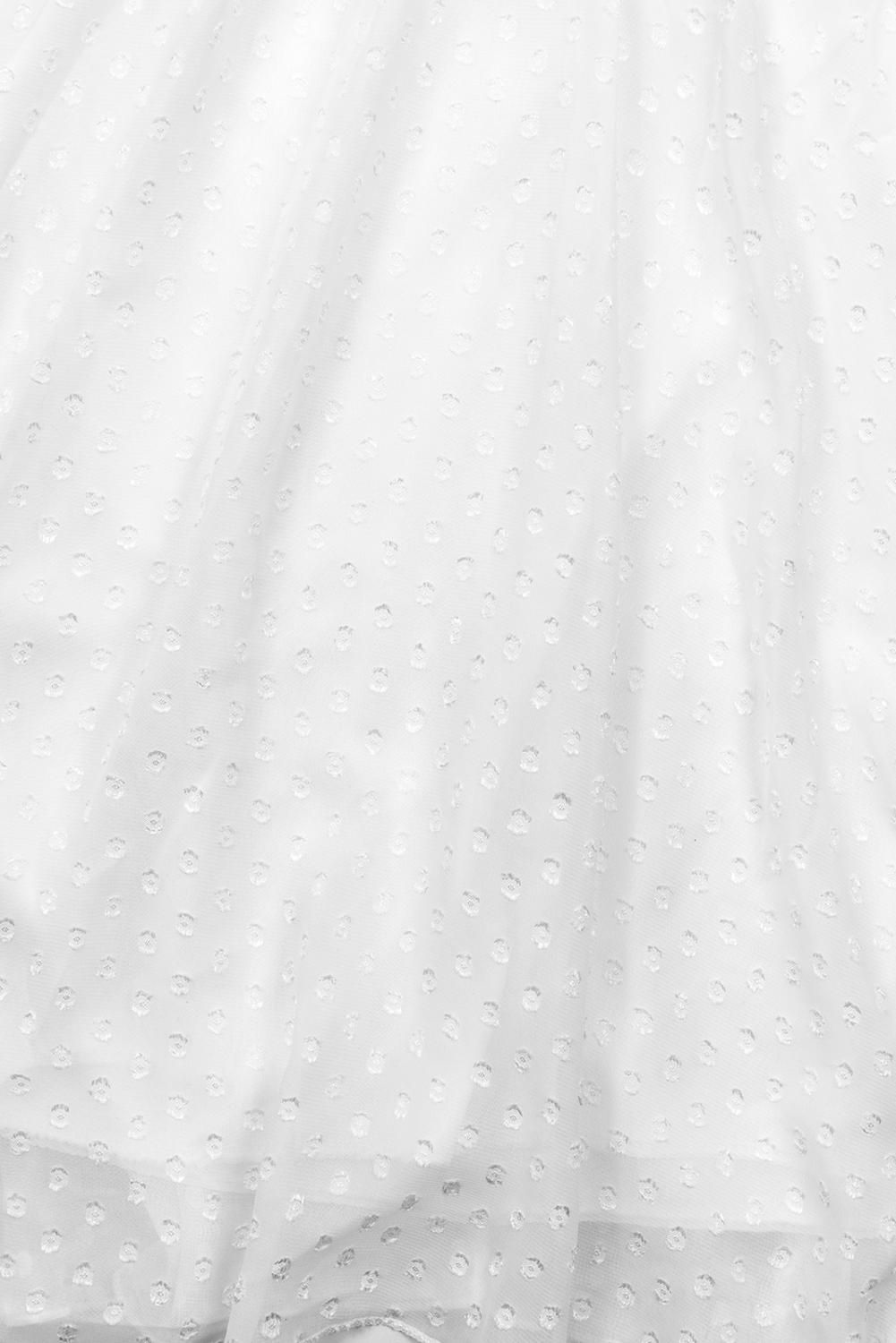 Bílé lehké šifónové šaty