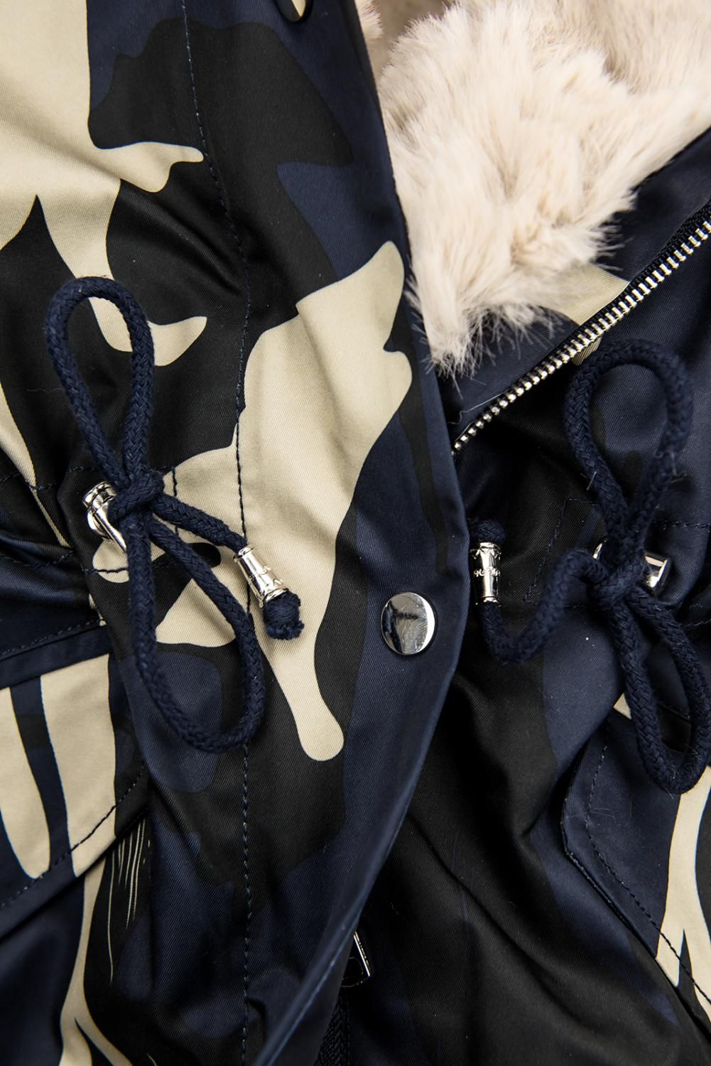 Army parka s krémovou kožešinou