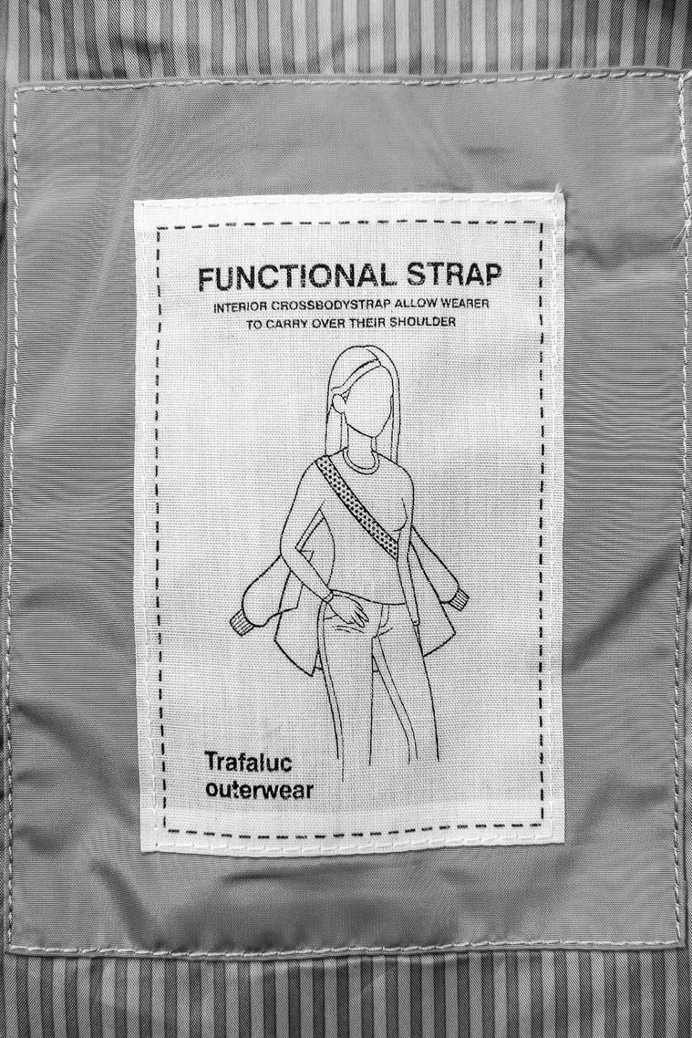 Šedá zimní bunda s prodlouženými rukávy