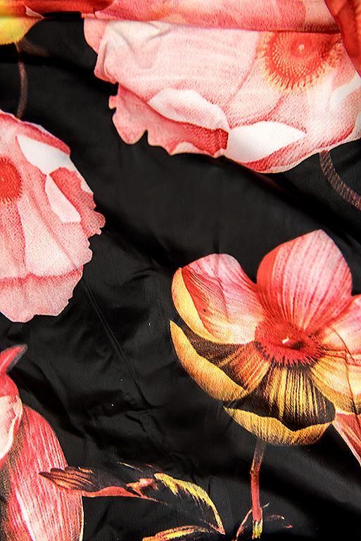 Červená bunda s květinovou podšívkou od LHD