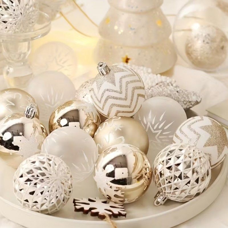 Ozdoby na stromeček zlaté, 6 cm, 16 kusů