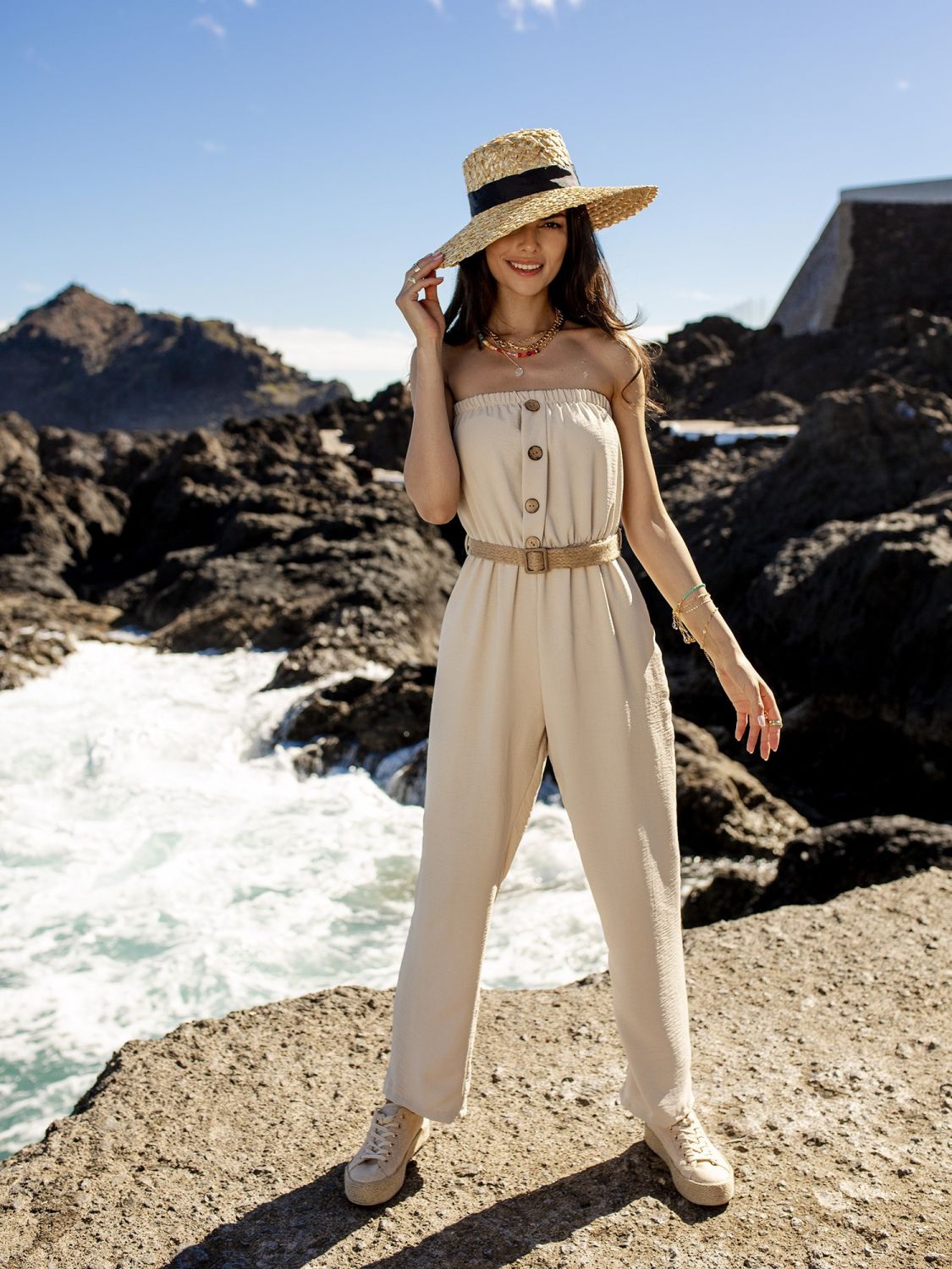 Béžový overal s páskem RUE PARIS