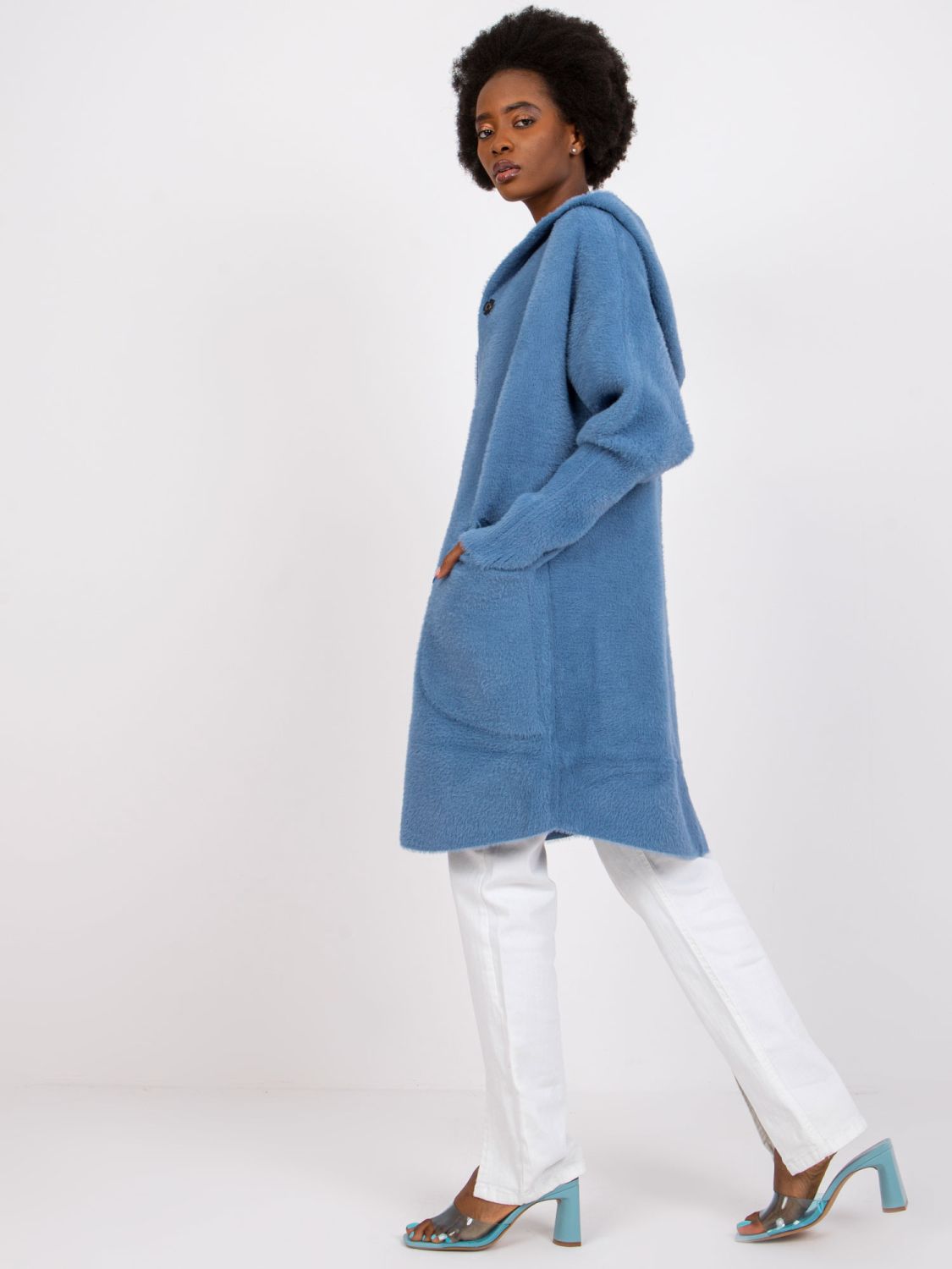 Elegantní přechodový kabát v modré barvě