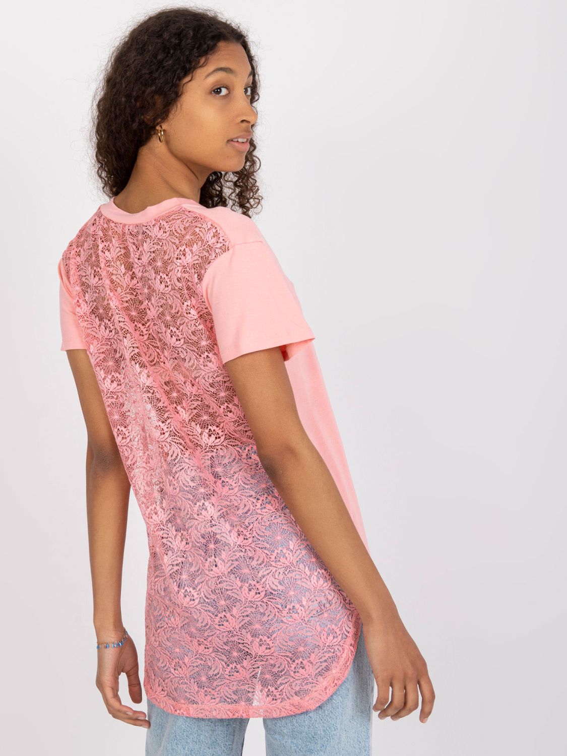 Stylová blůza s V výstřihem v růžové