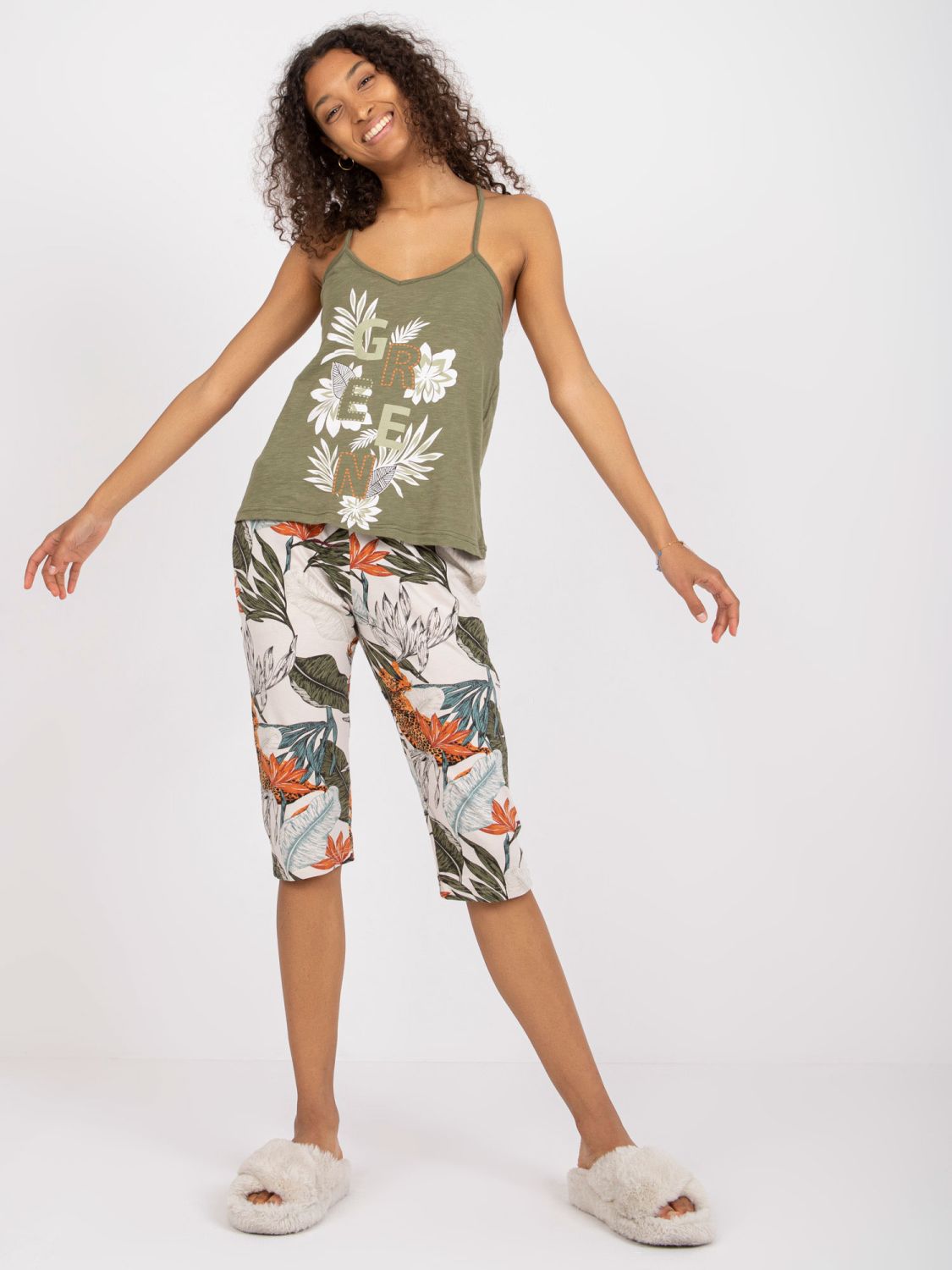 Dámský khaki komplet s krajkou a kapsami