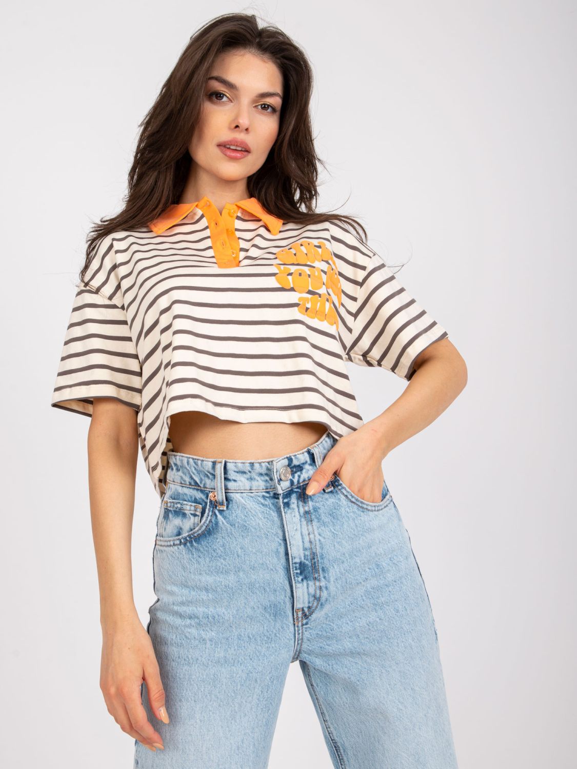 Béžová blůza s krátkým rukávem