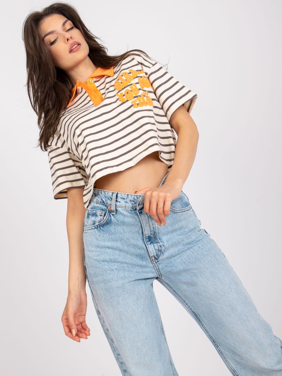 Béžová blůza s krátkým rukávem