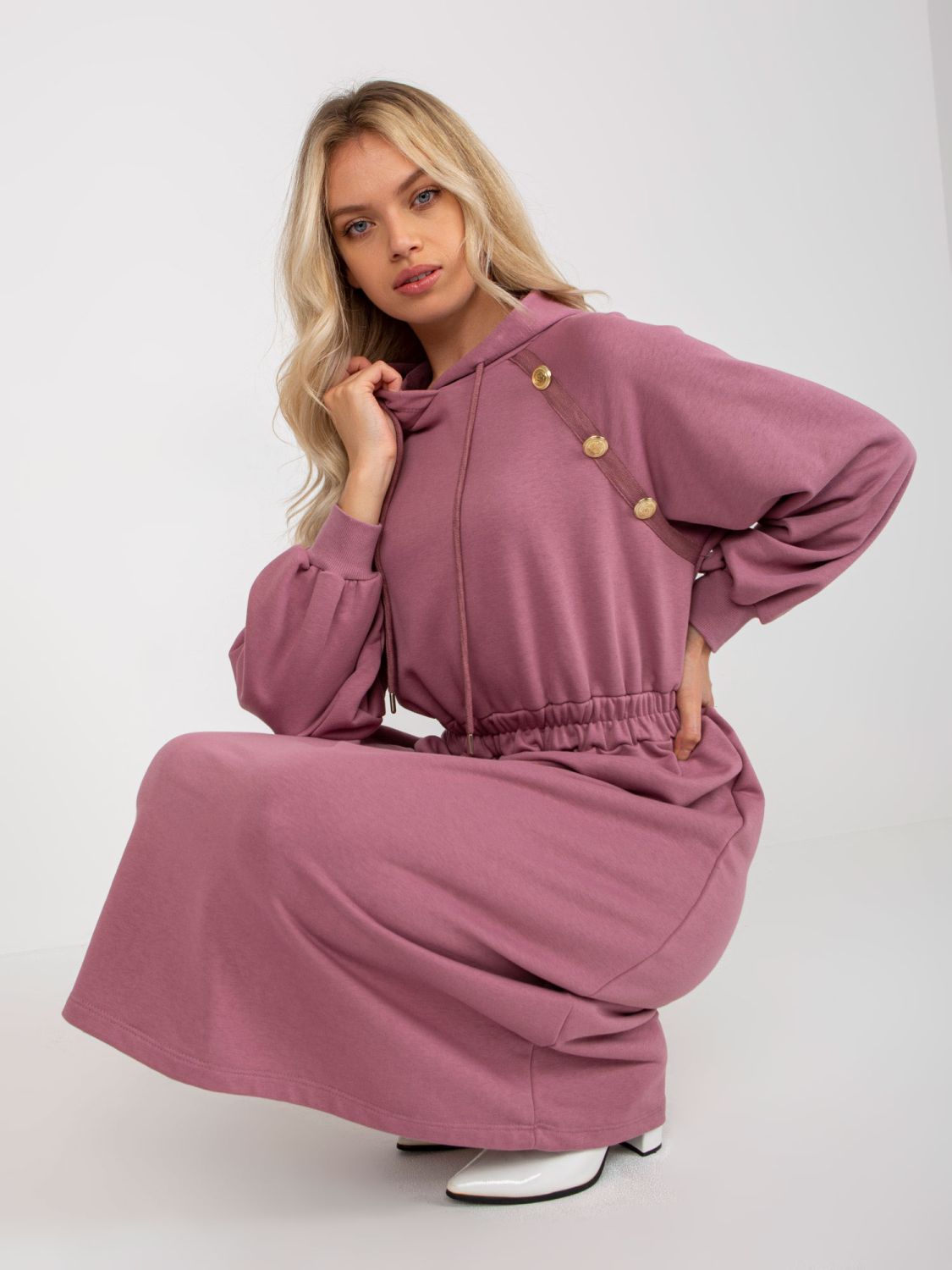 Růžové teplákové midi šaty s knoflíky