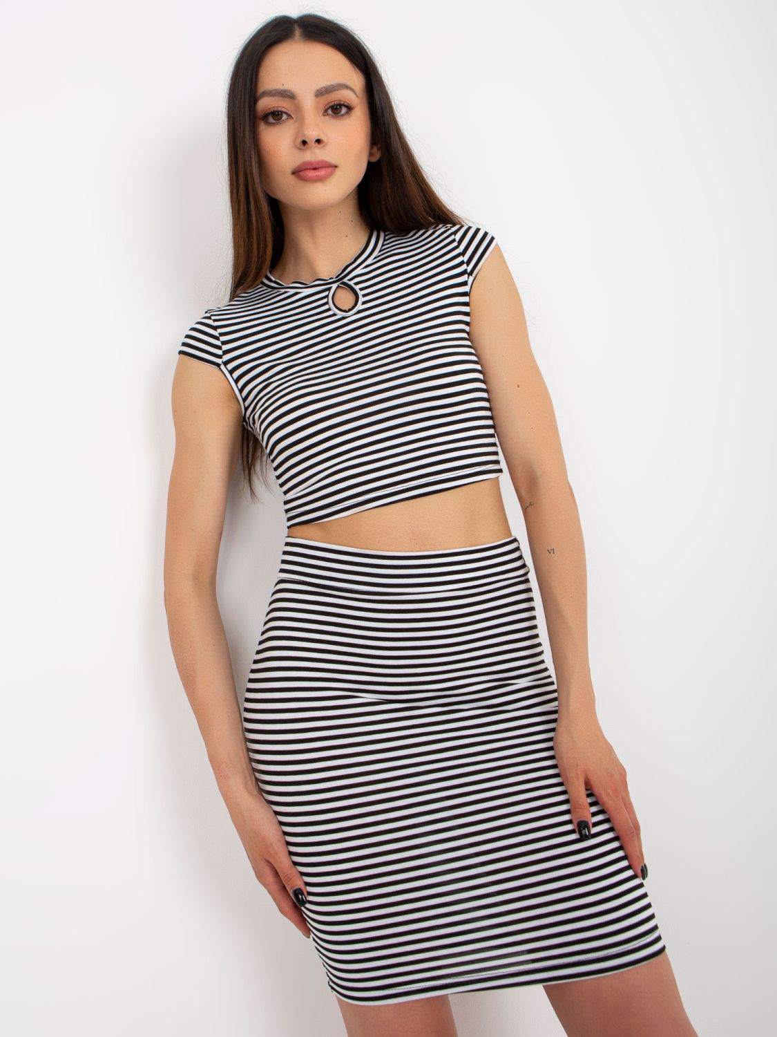 Černo-bílý letní komplet