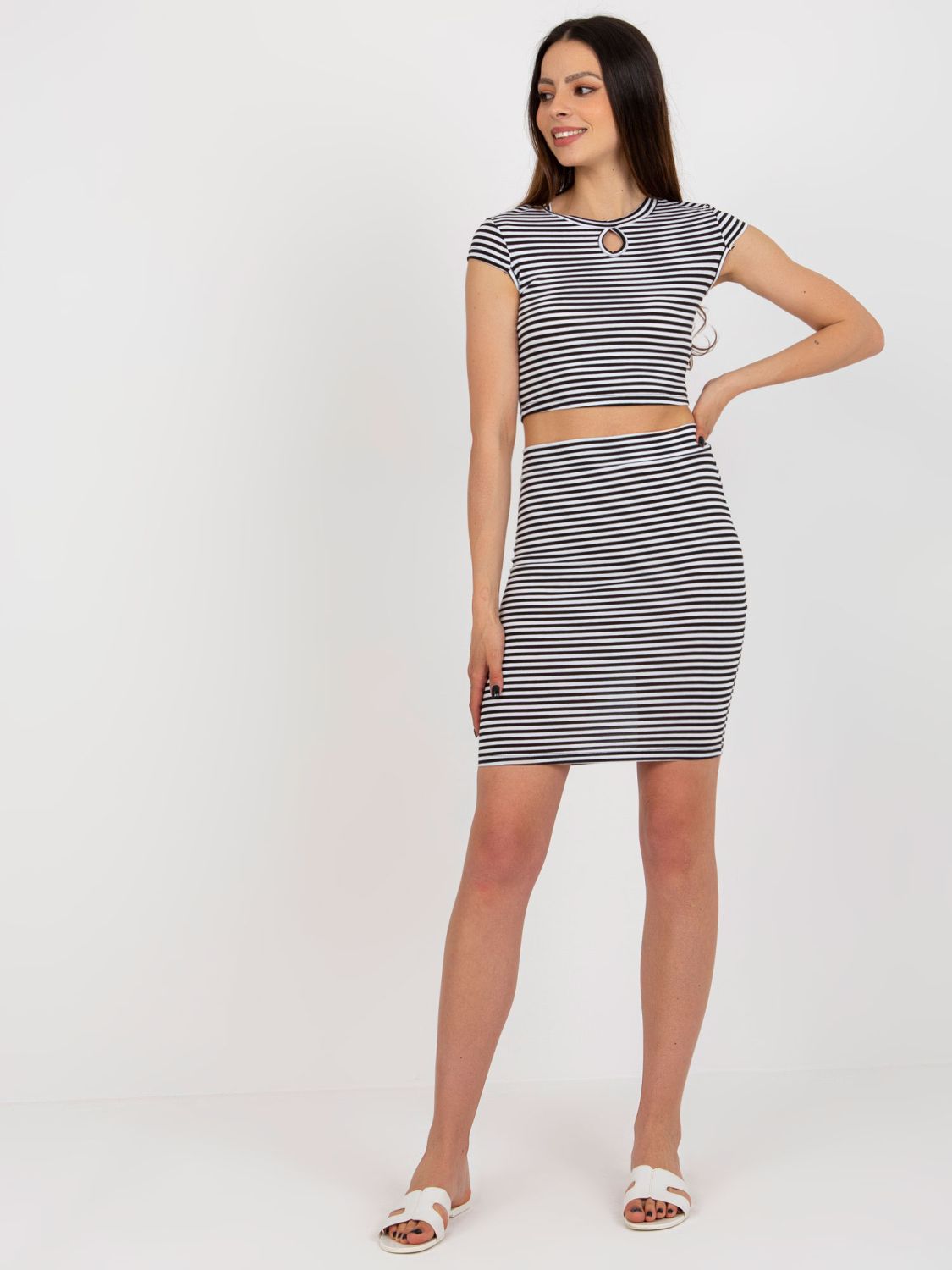 Černo-bílý letní komplet