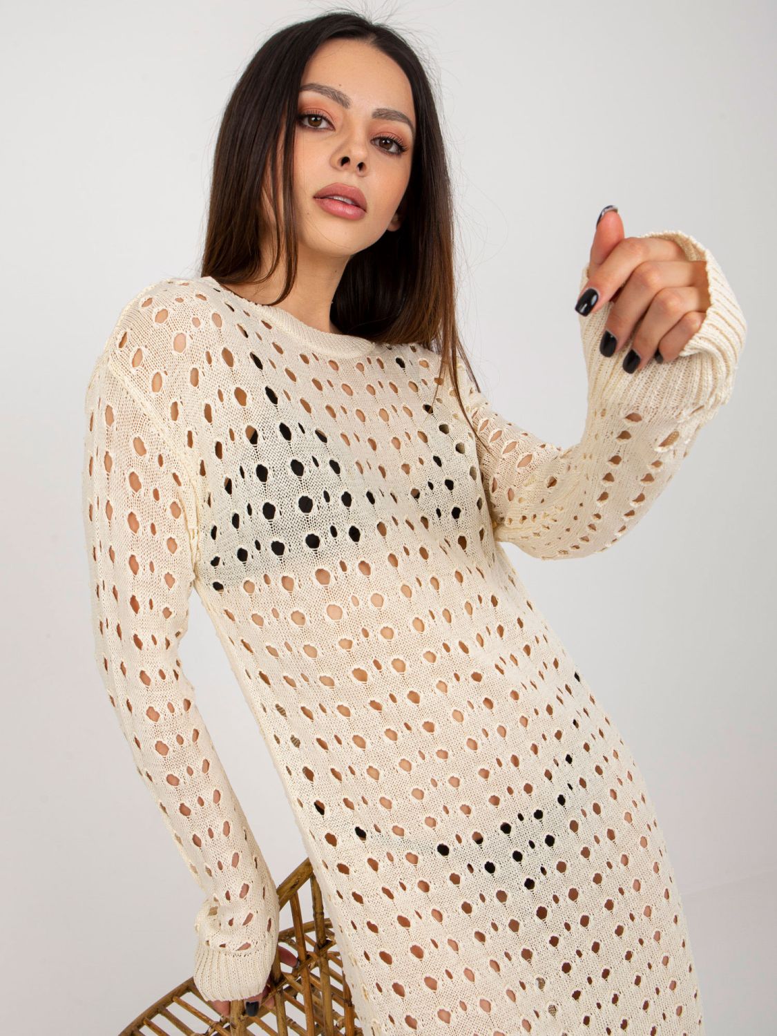 Světle béžové letní pletené šaty