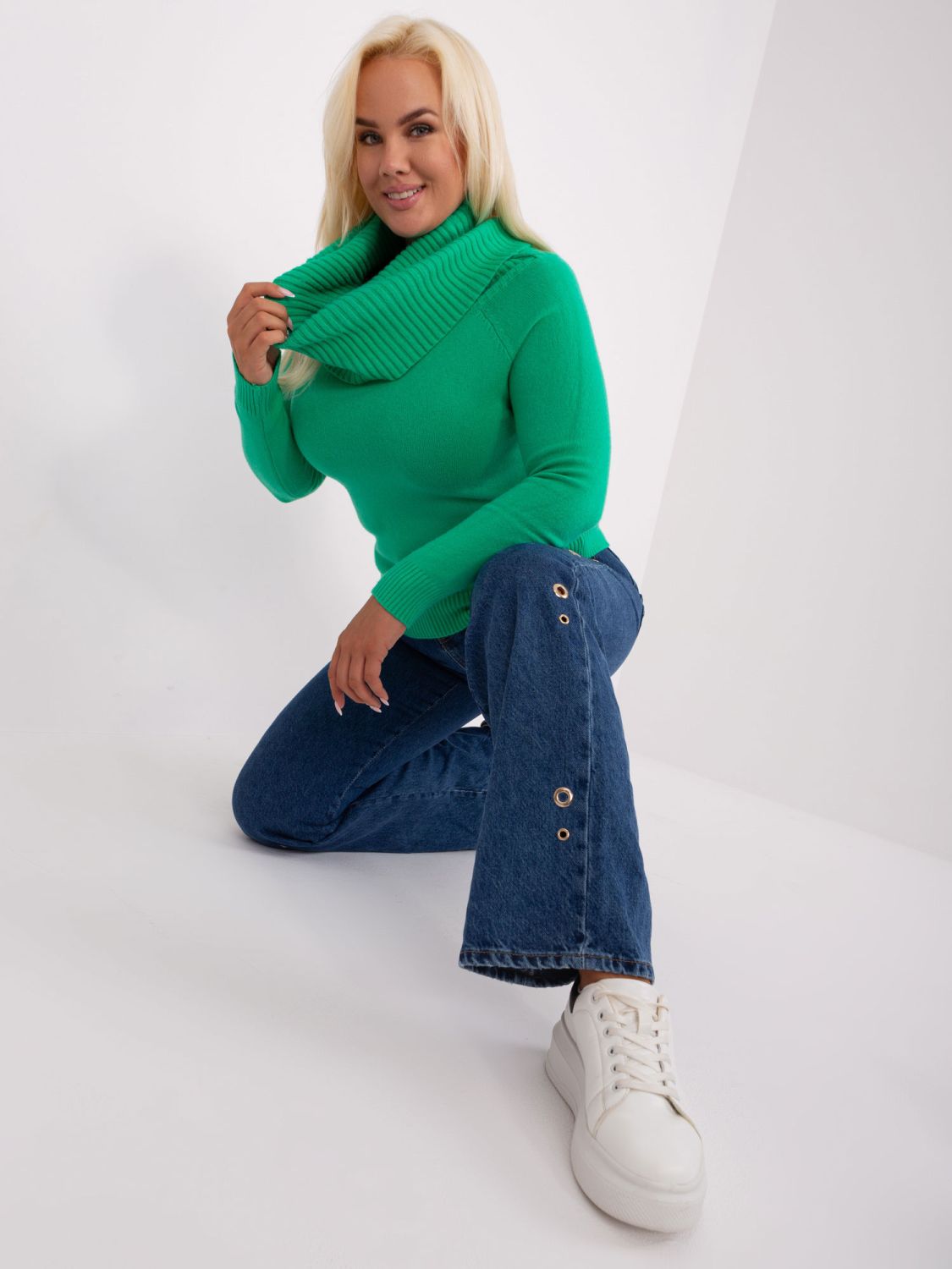 Zelený dámský svetr plus size se žebrováním