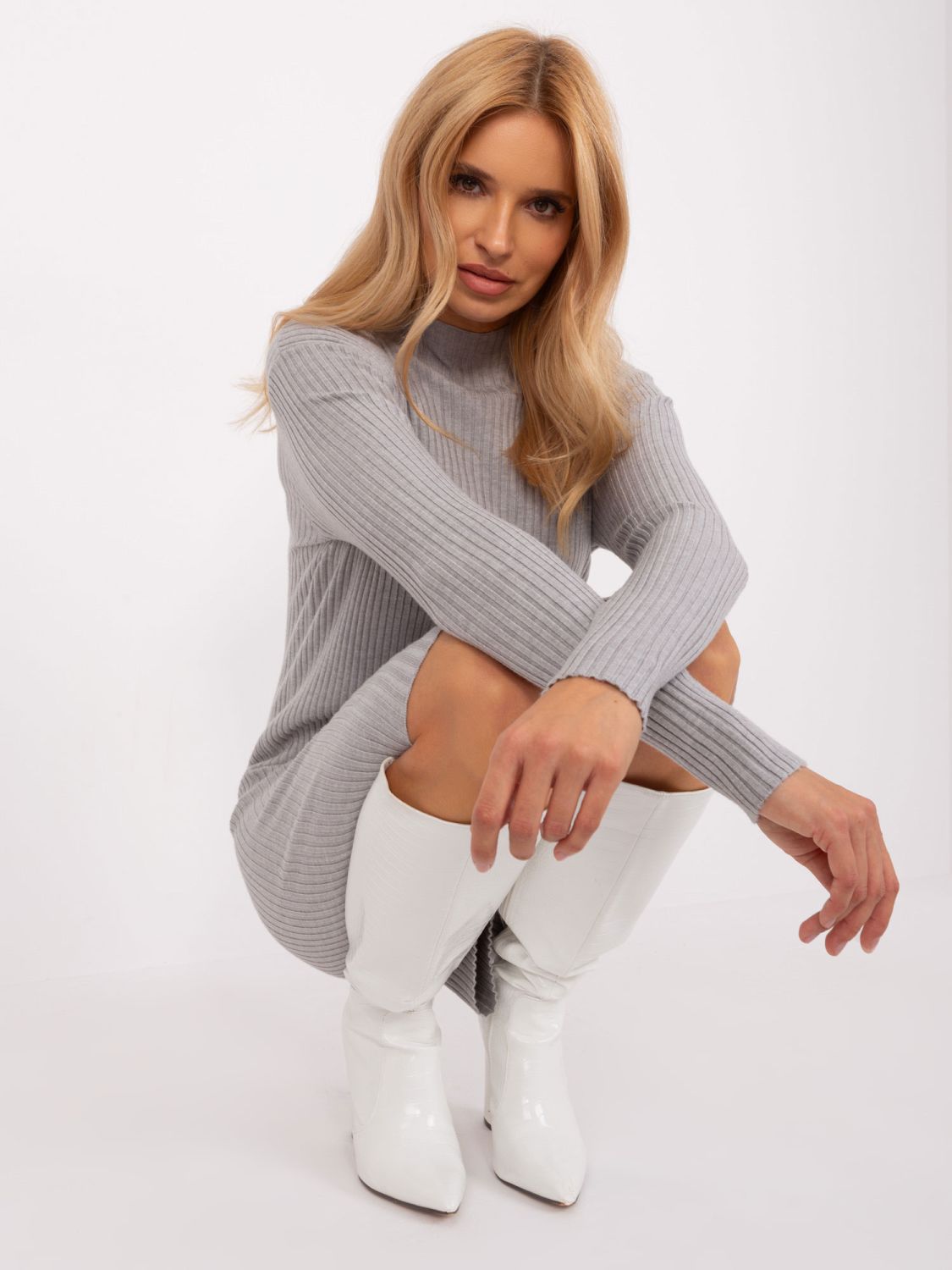 Šedé dámské pletené šaty