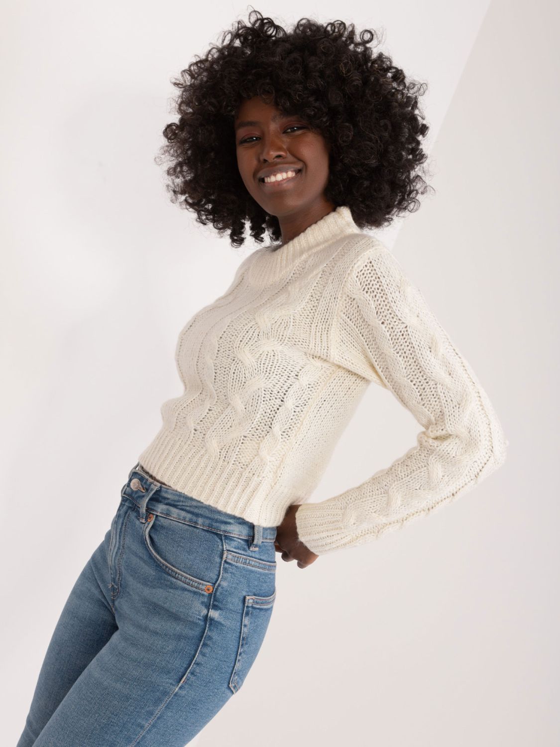 Elegantní ecru svetr s dlouhým rukávem