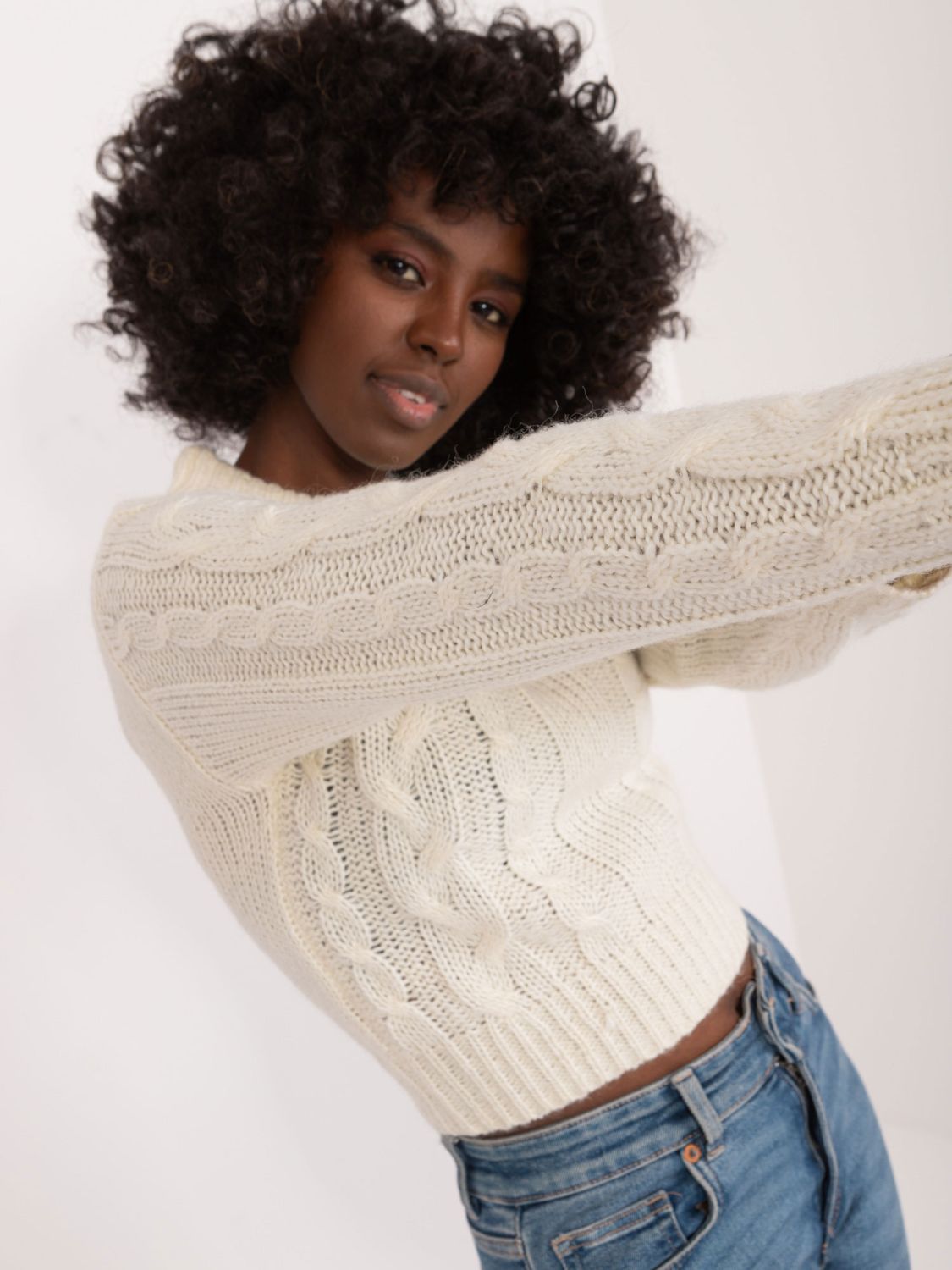 Elegantní ecru svetr s dlouhým rukávem