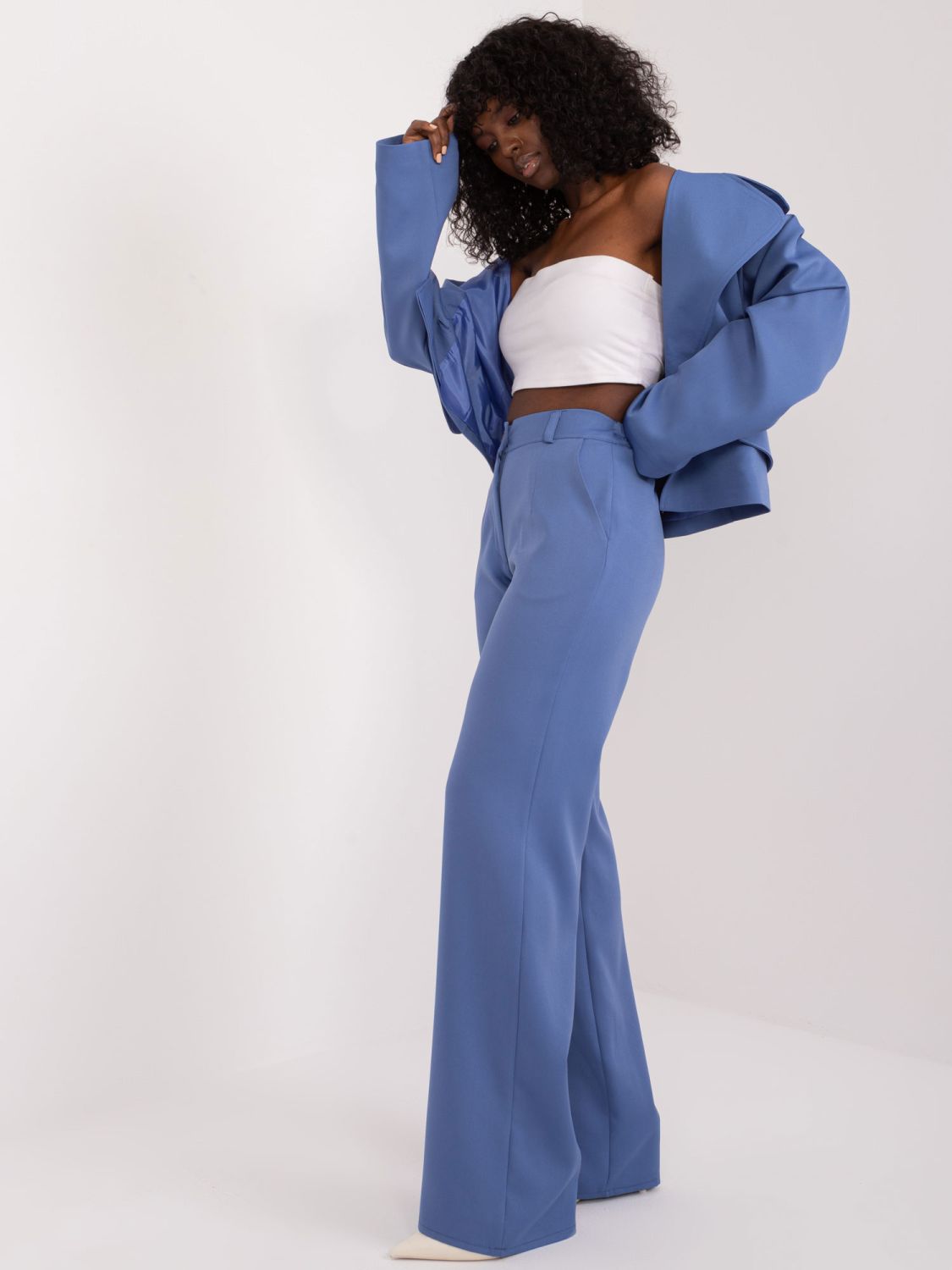 Elegantní modré kalhoty