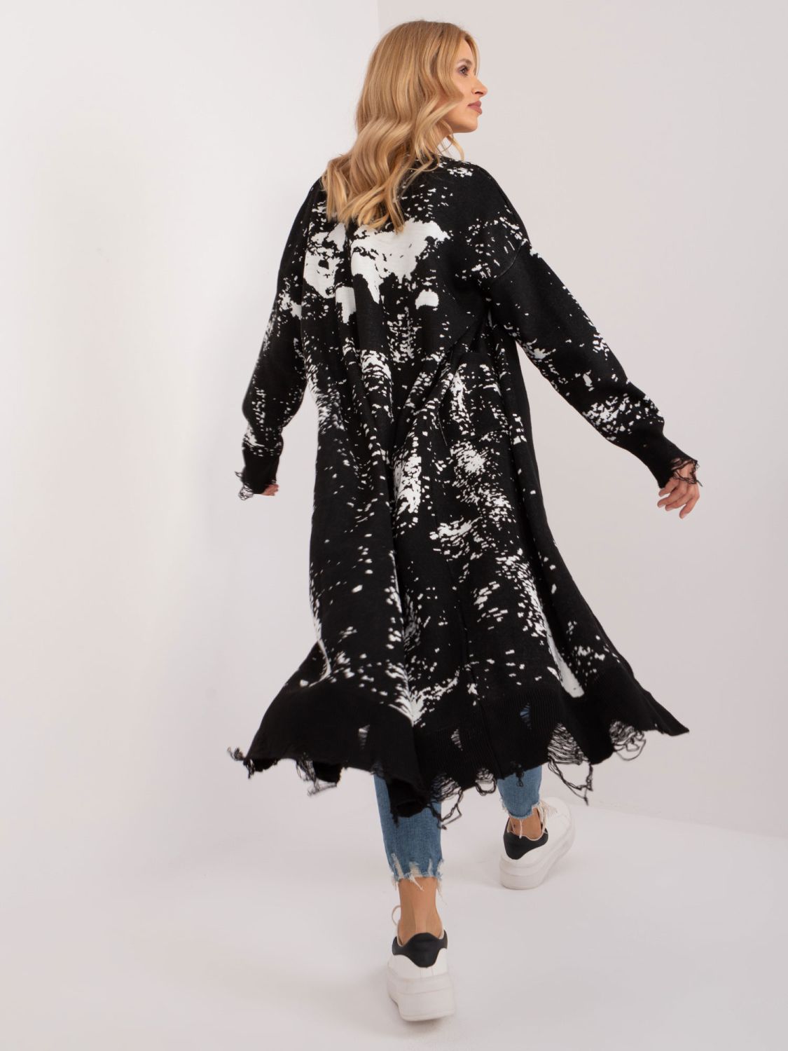 Stylový černý kardigan s dlouhým rukávem