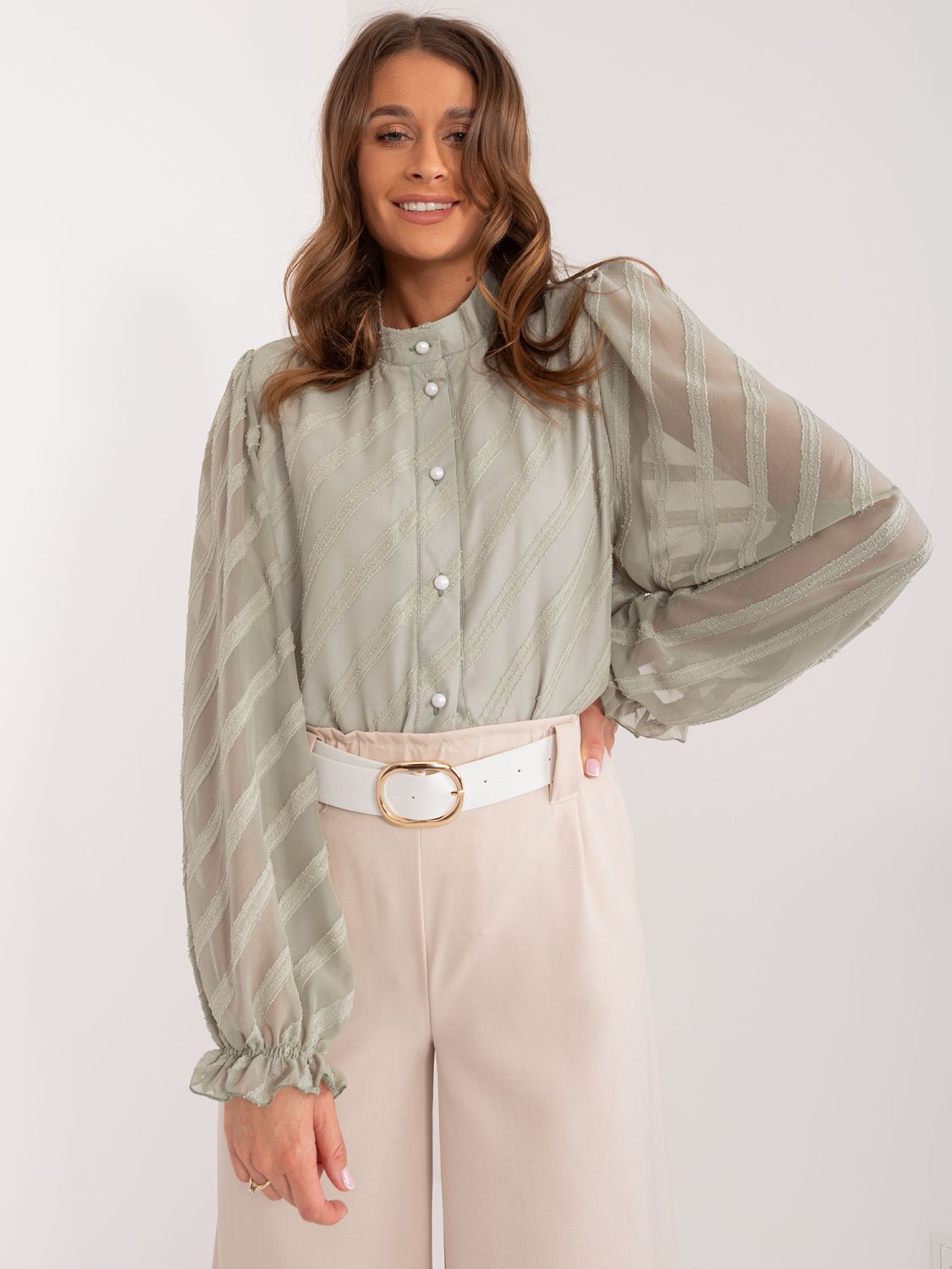 Elegantní blůza s dlouhým rukávem v pistáciové barvě