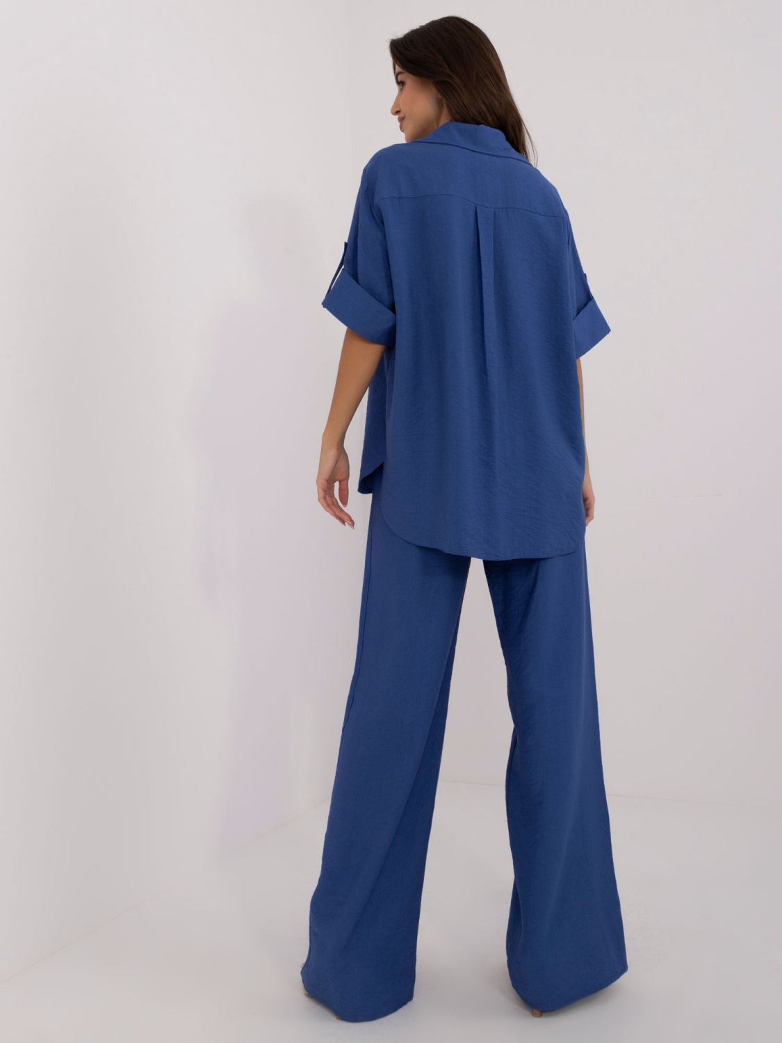 Exkluzivní lněný komplet v tmavě modré