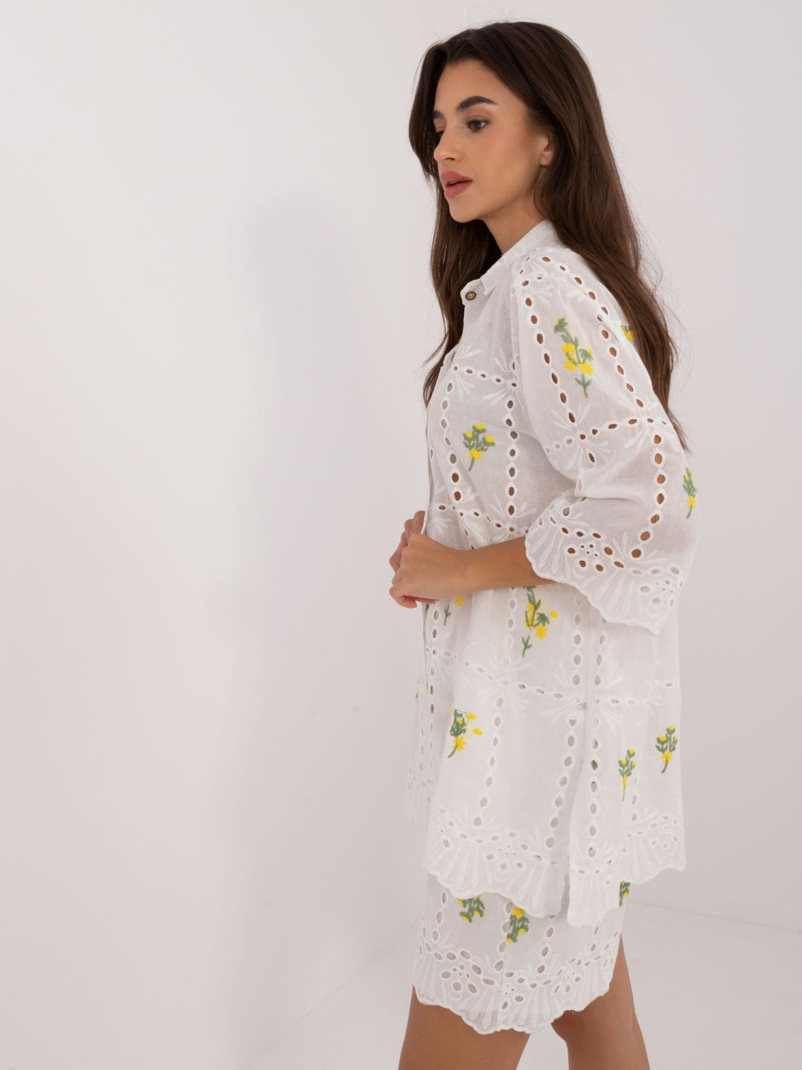 Bílo-žlutý komplet s 3/4 rukávem