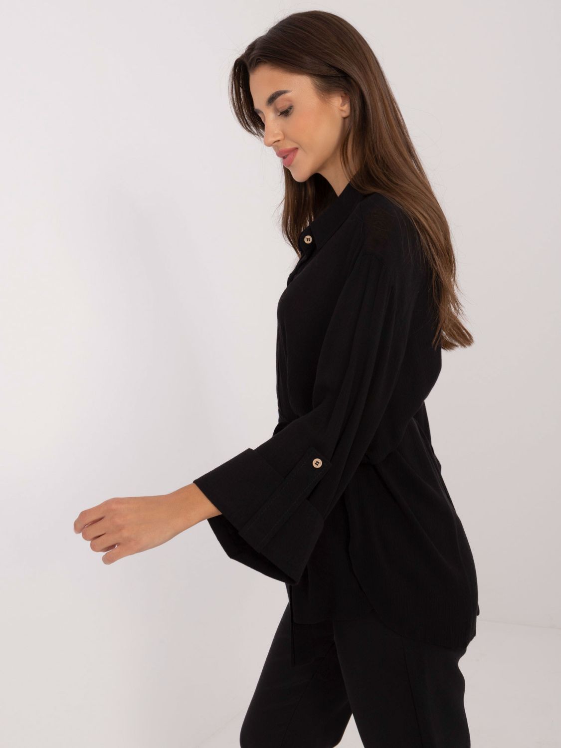 Elegantní černá košile s 3/4 rukávy