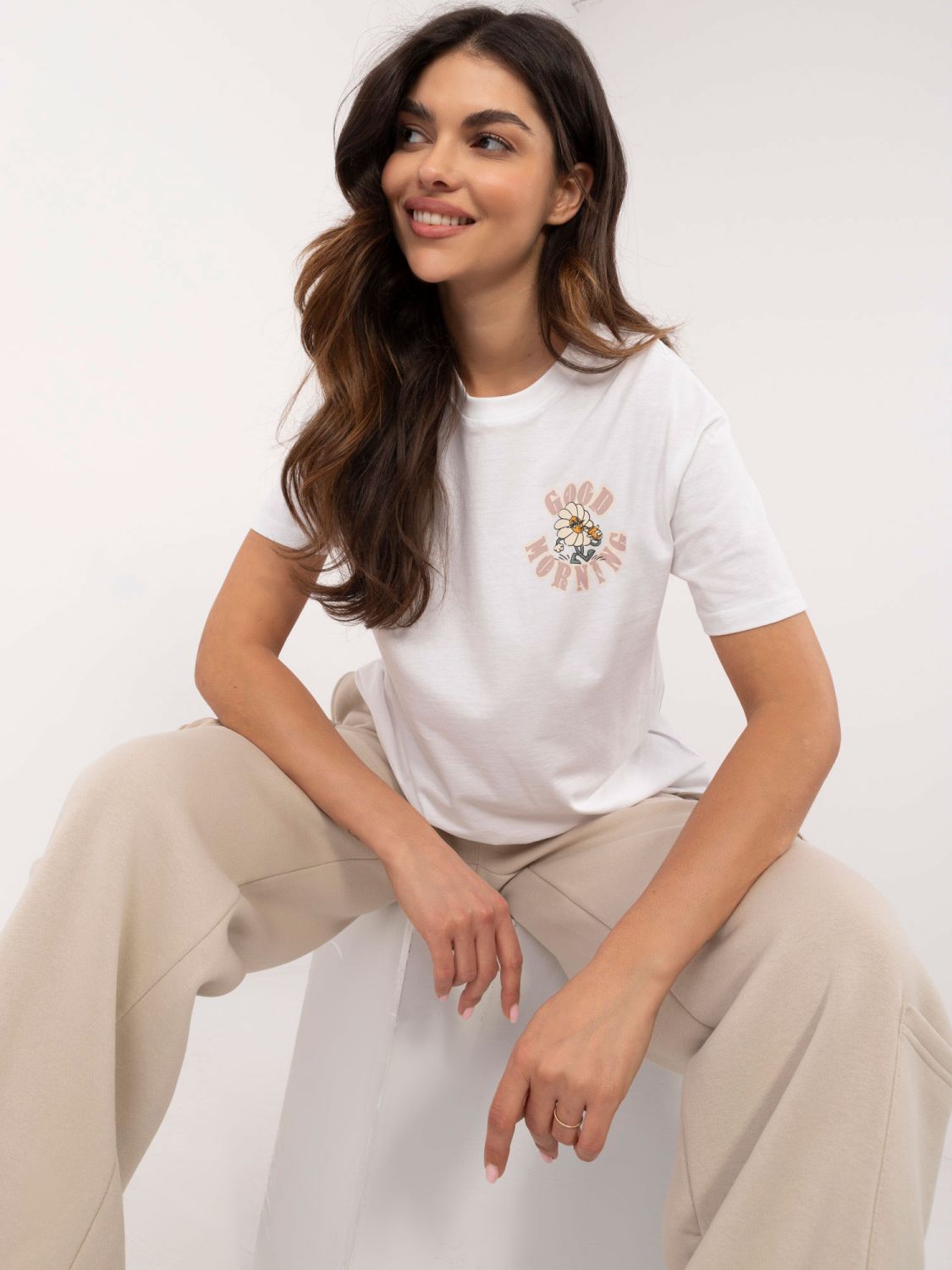 Bílá blůza s krátkým rukávem