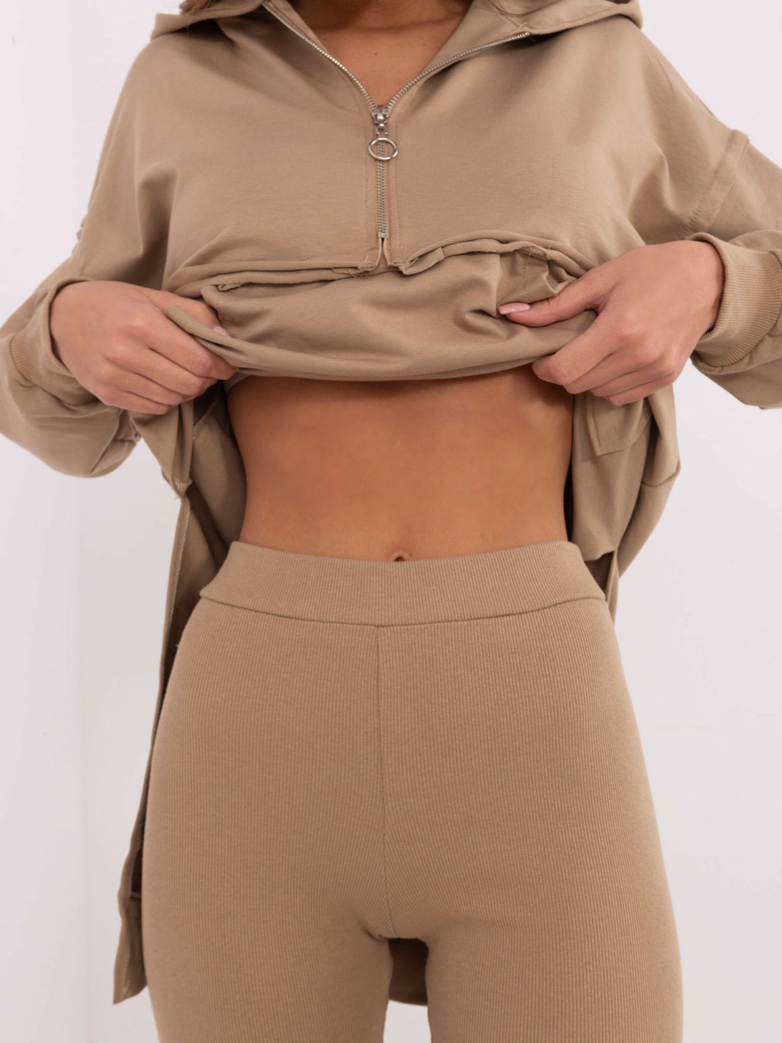 Stylový komplet s dlouhým rukávem