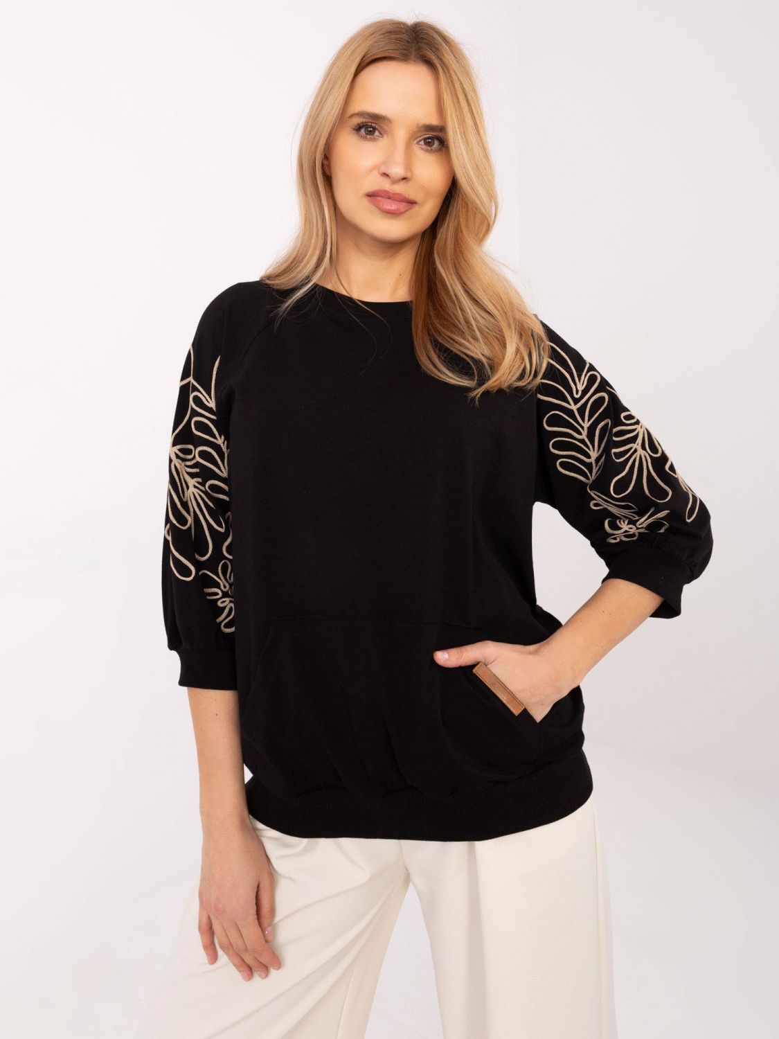 Stylová černá blůza s 3/4 rukávem