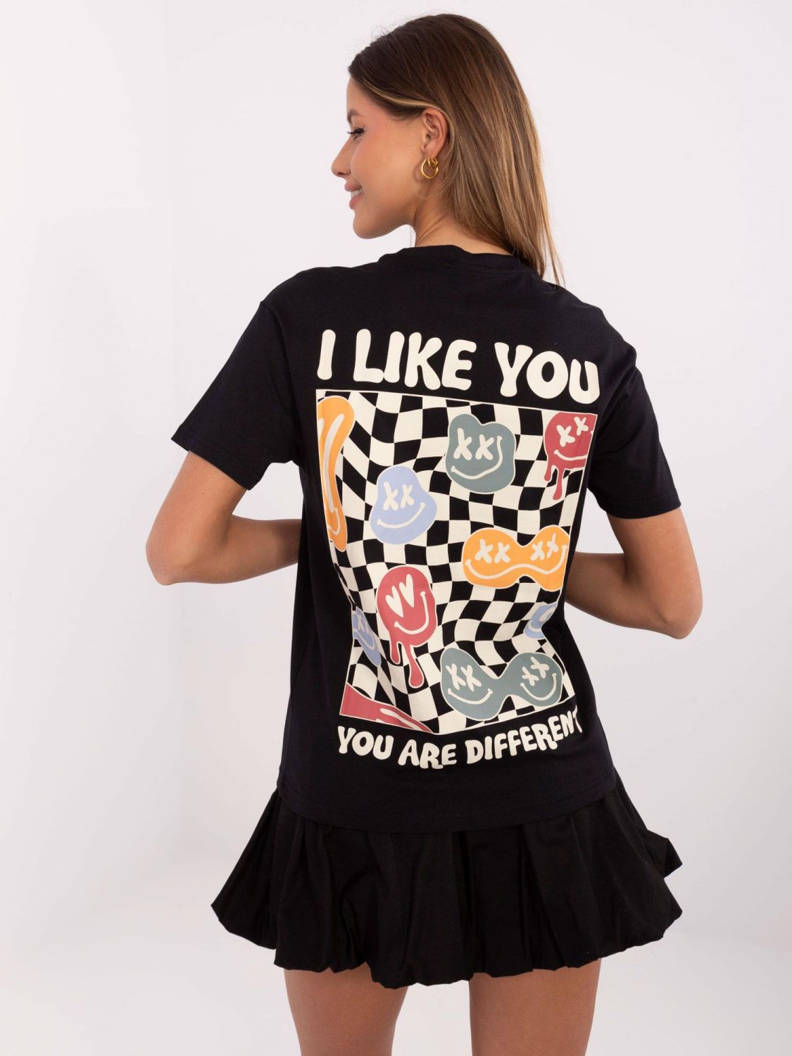 Stylové grafitové tričko s krátkým rukávem