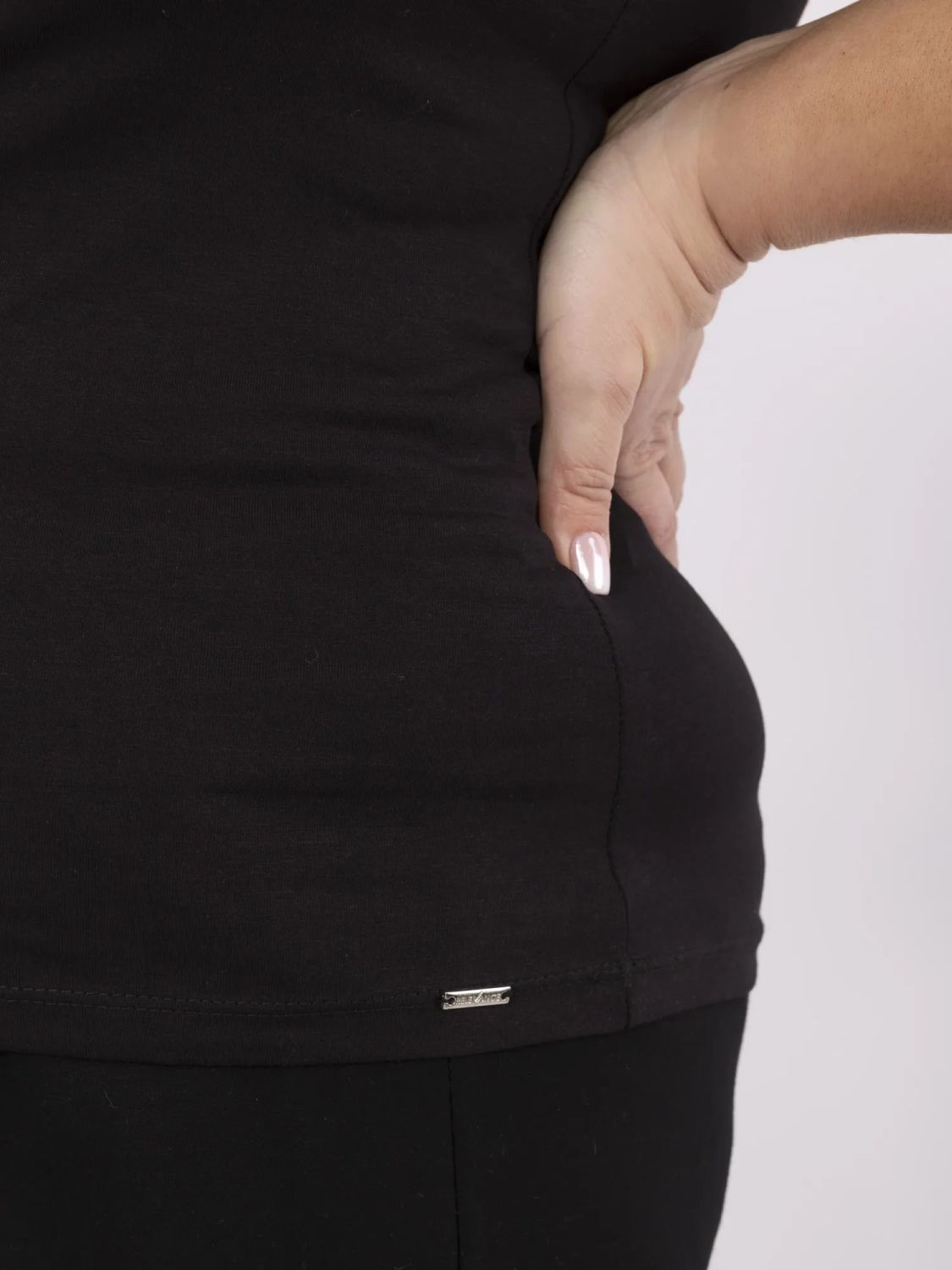 Stylové černé tričko