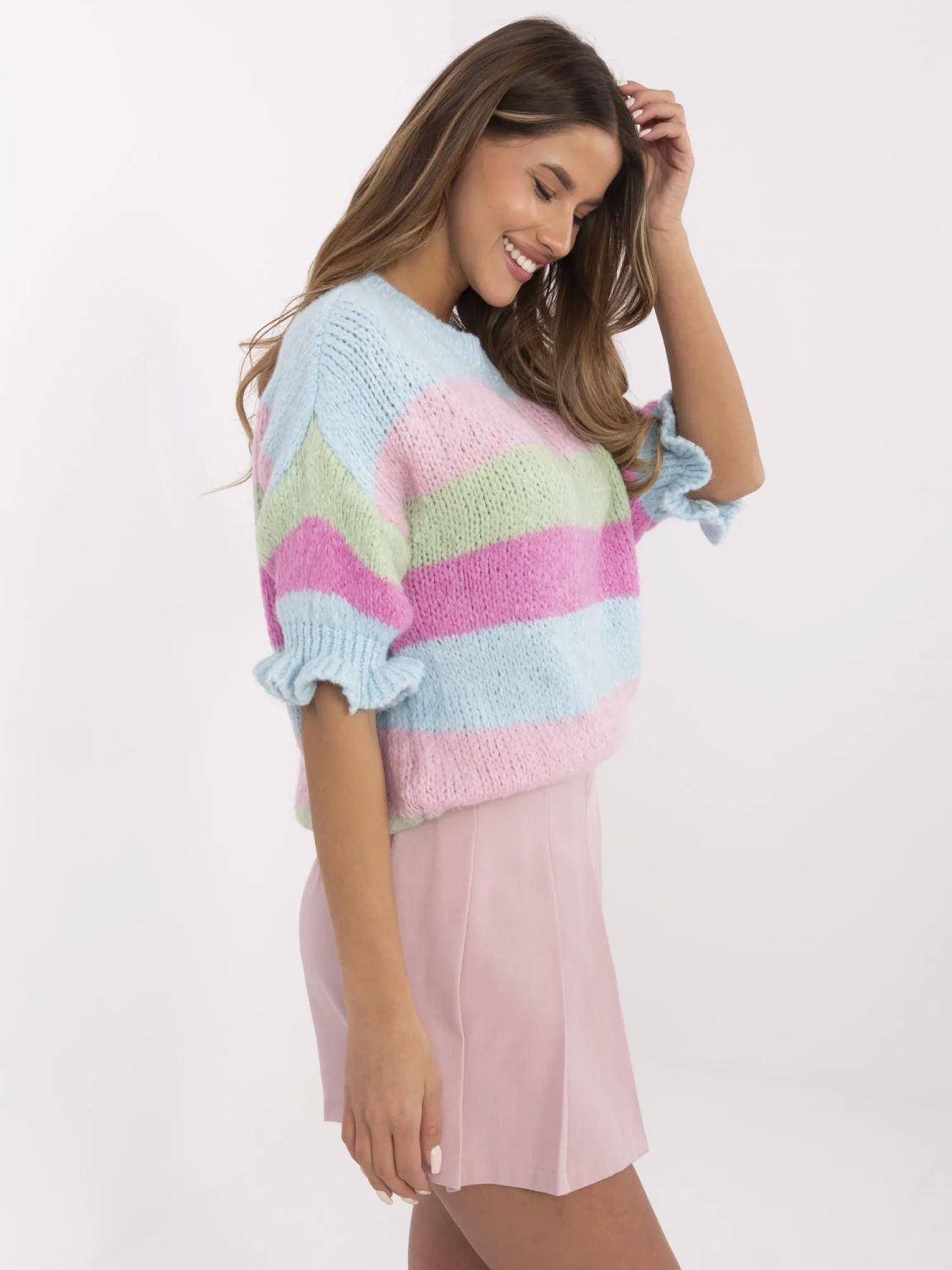 Modro-růžový pulovr s 3/4 rukávy