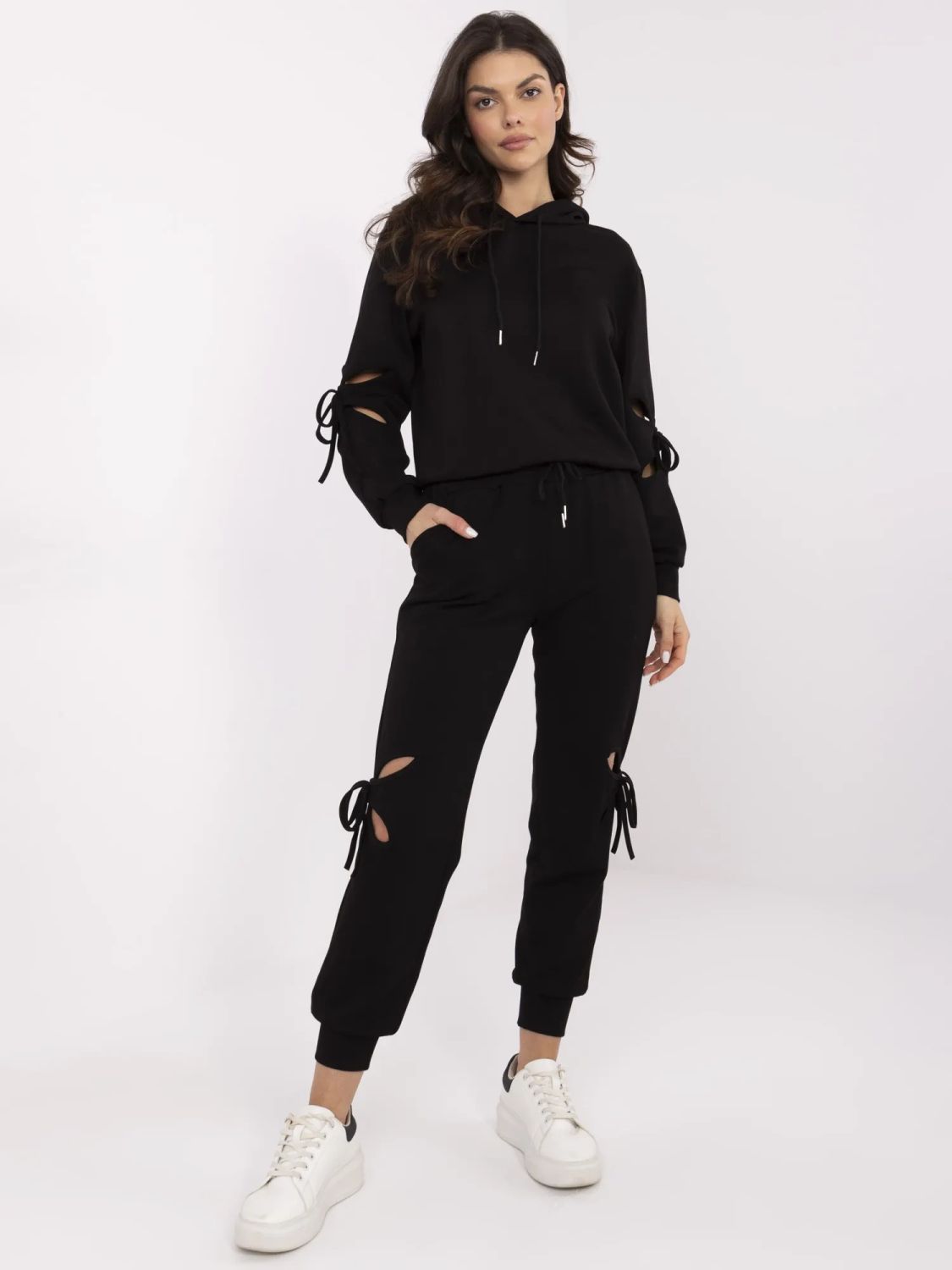 Stylový černý komplet