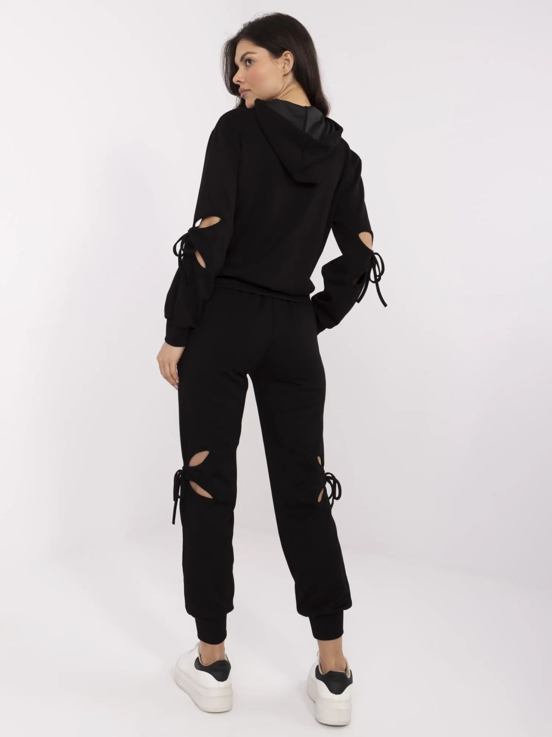 Stylový černý komplet