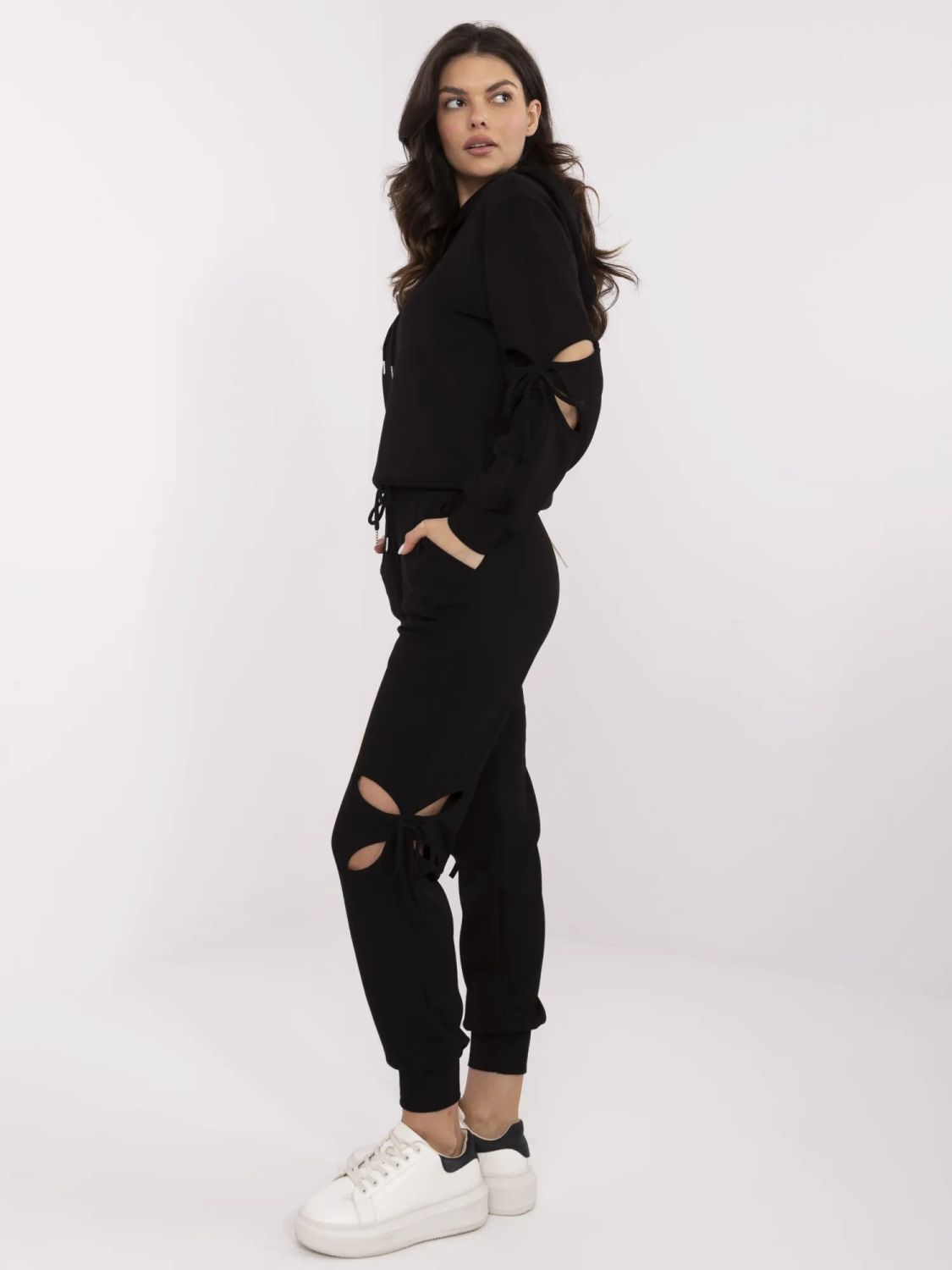 Stylový černý komplet