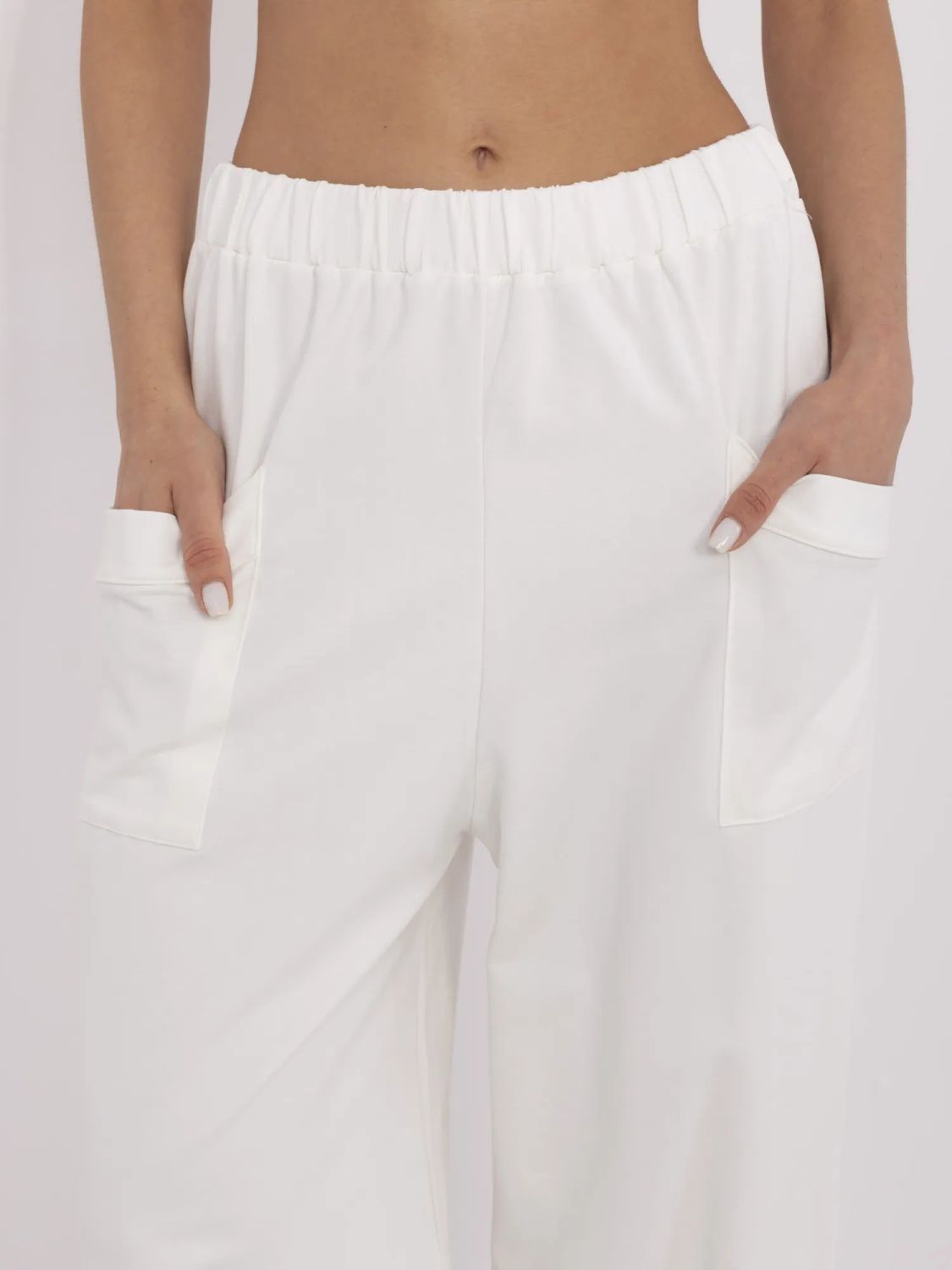 Stylové teplákové kalhoty v ecru