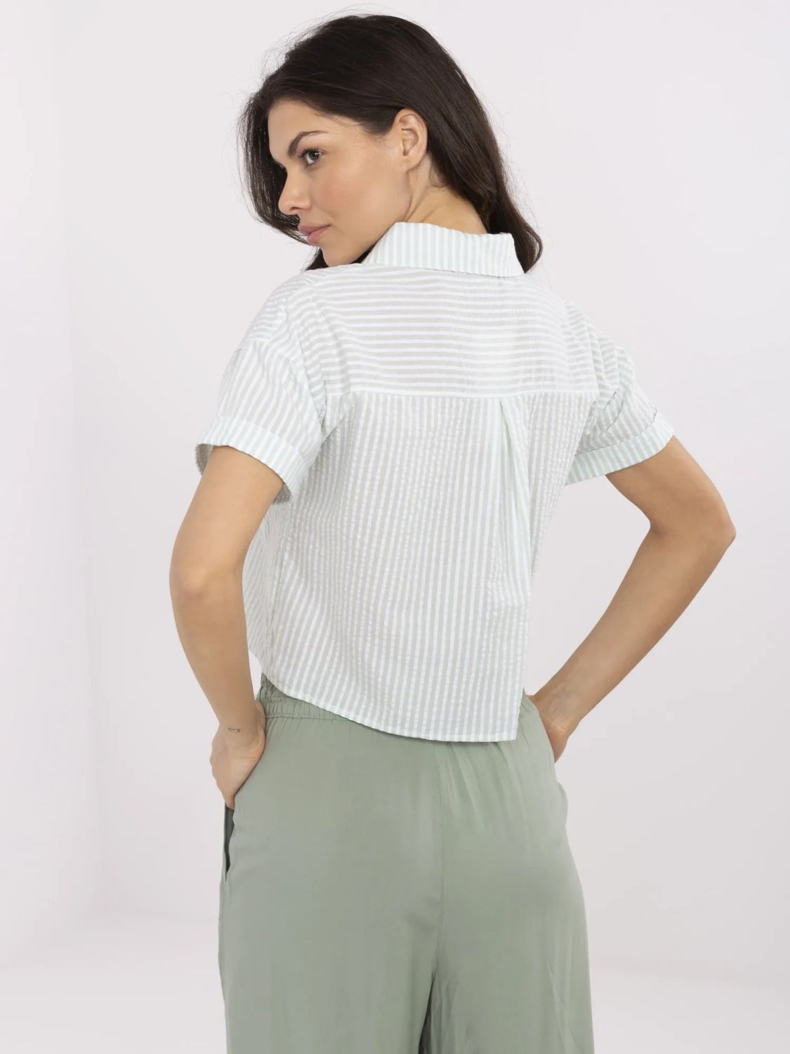 Pruhovaná blůza s krátkým rukávem