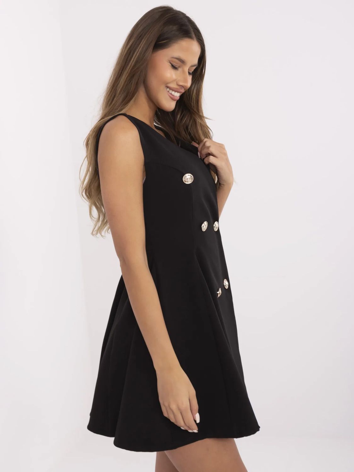 Elegantní černé rozšířené šaty