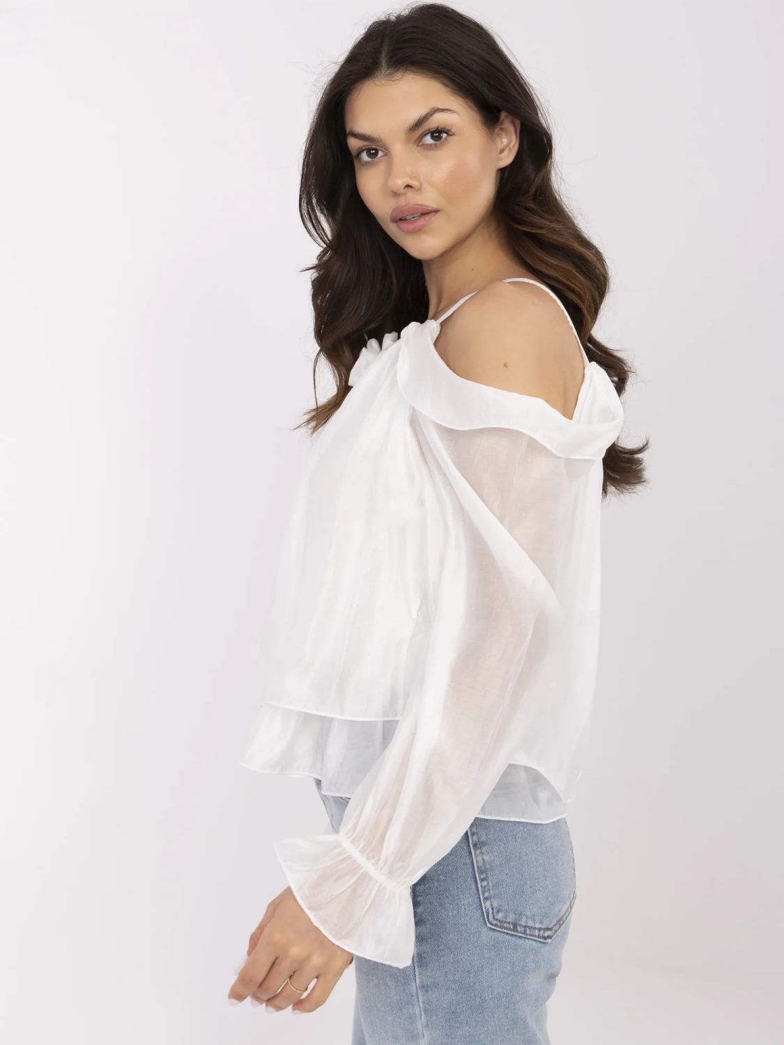 Elegantní blůza s volány