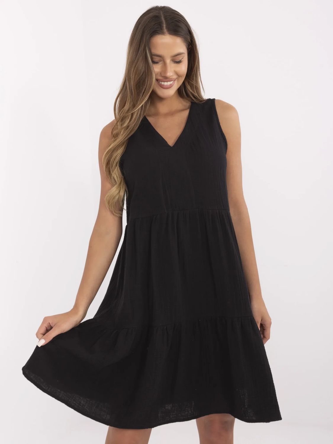 Černé rozšířené šaty