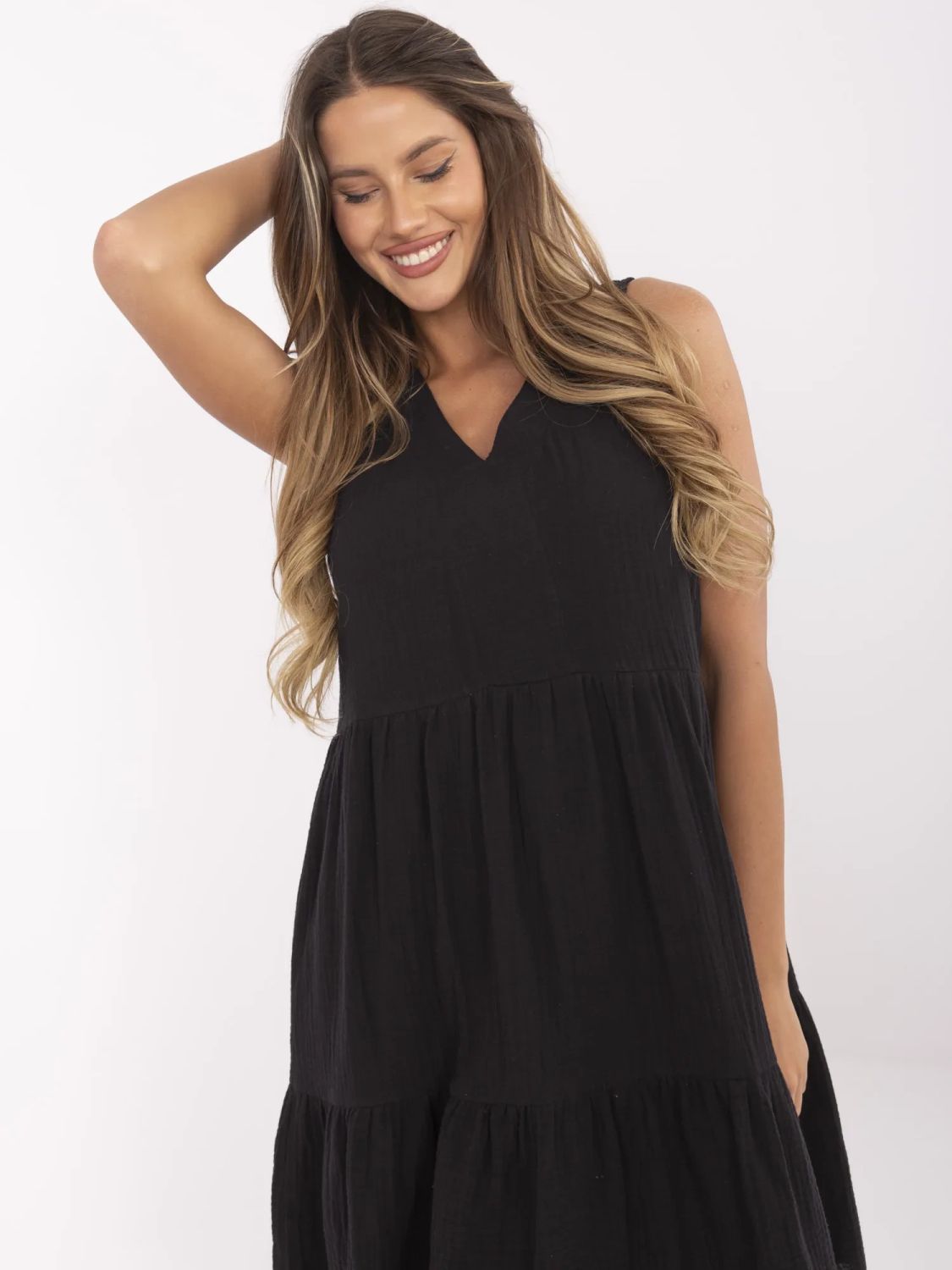 Černé rozšířené šaty