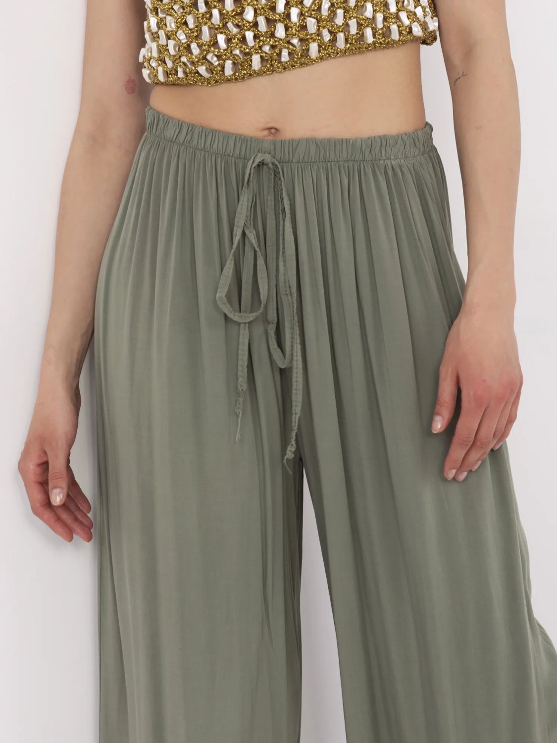 Stylové khaki kalhoty s vysokým pasem
