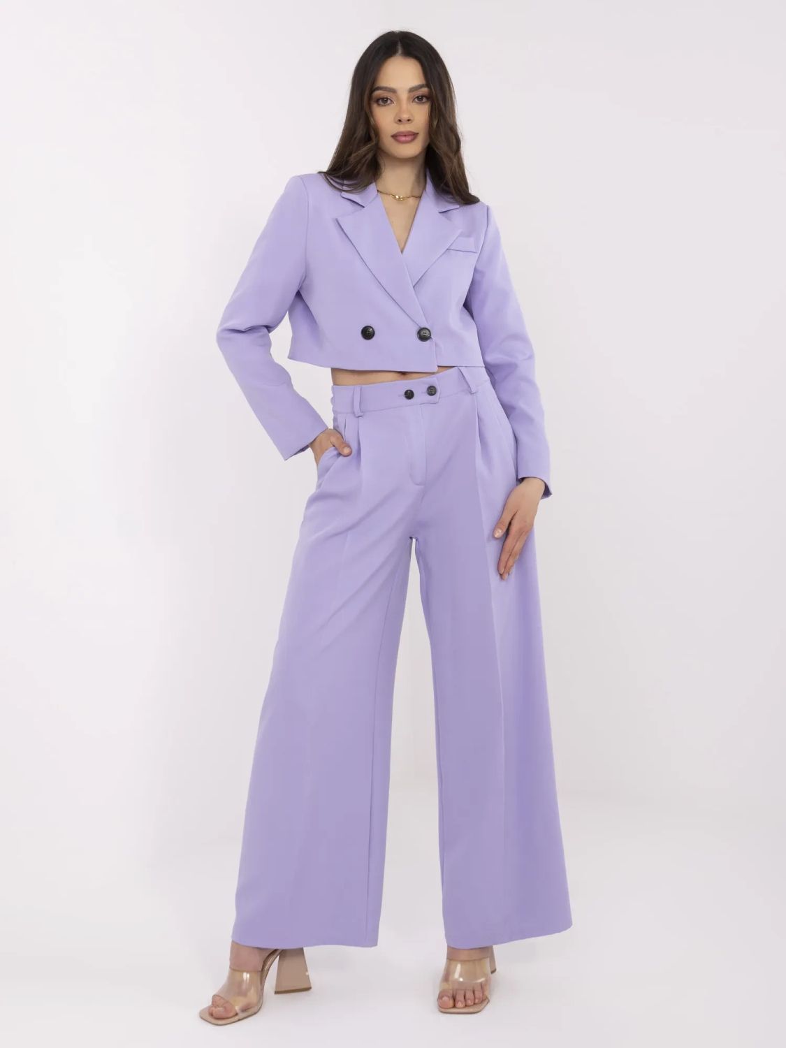 Elegantní komplet ve světle fialové