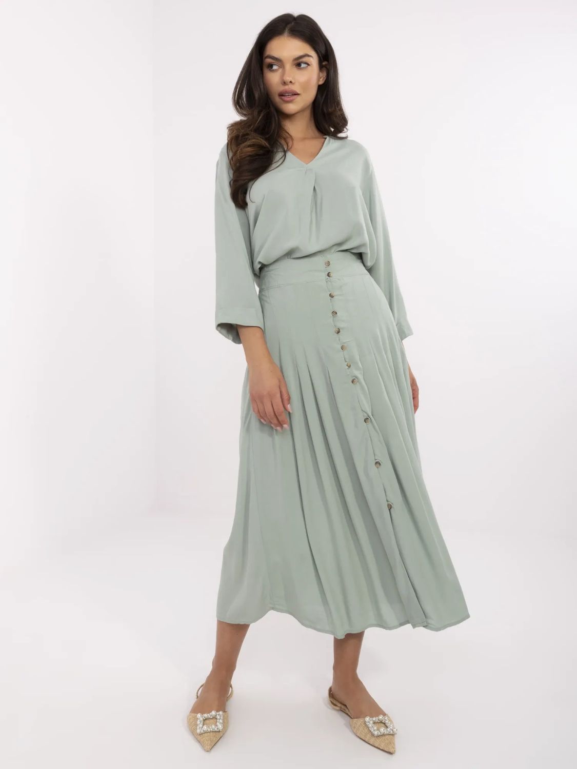 Midi sukně v pistáciové barvě