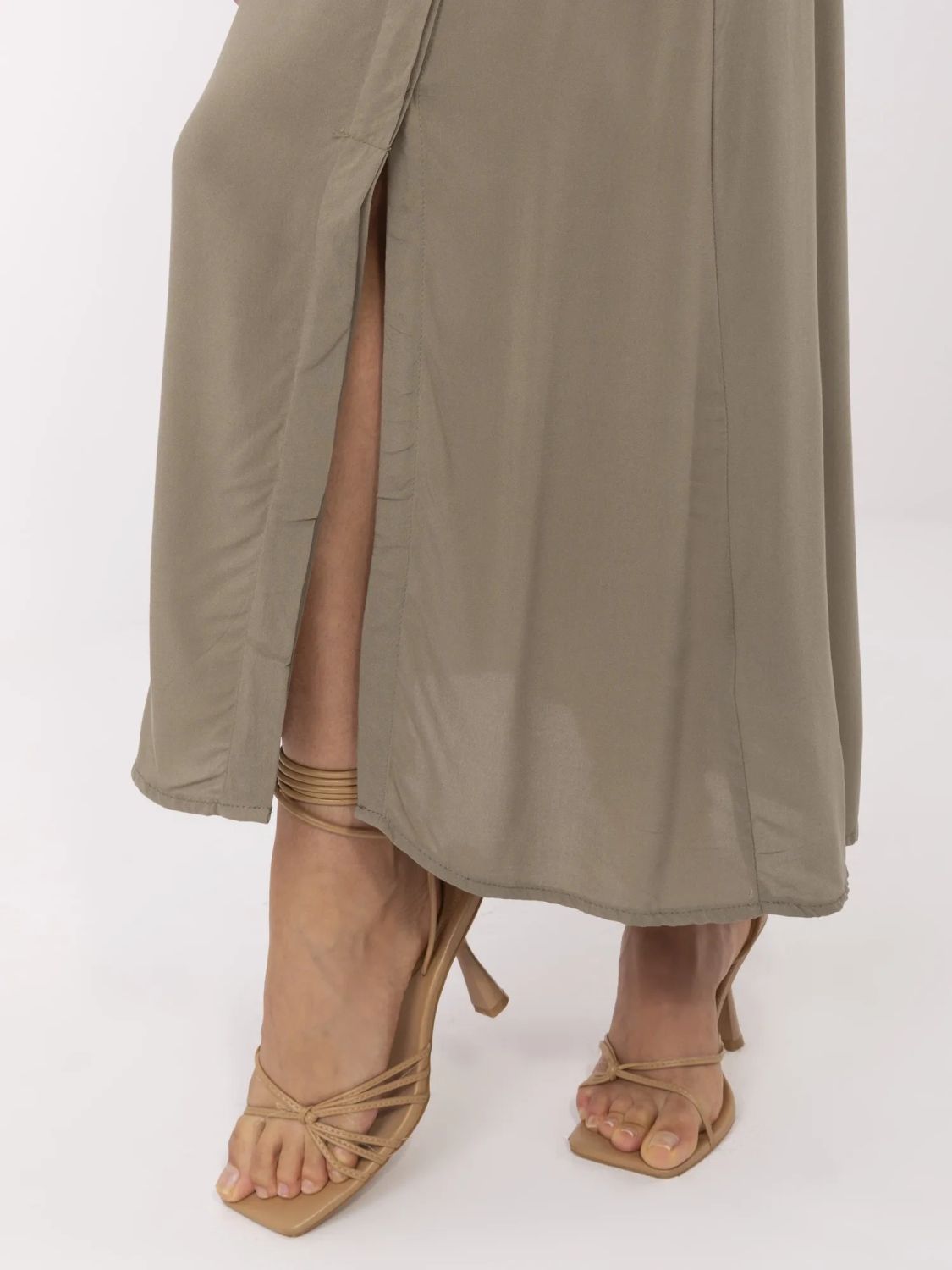 Elegantní midi sukně v khaki