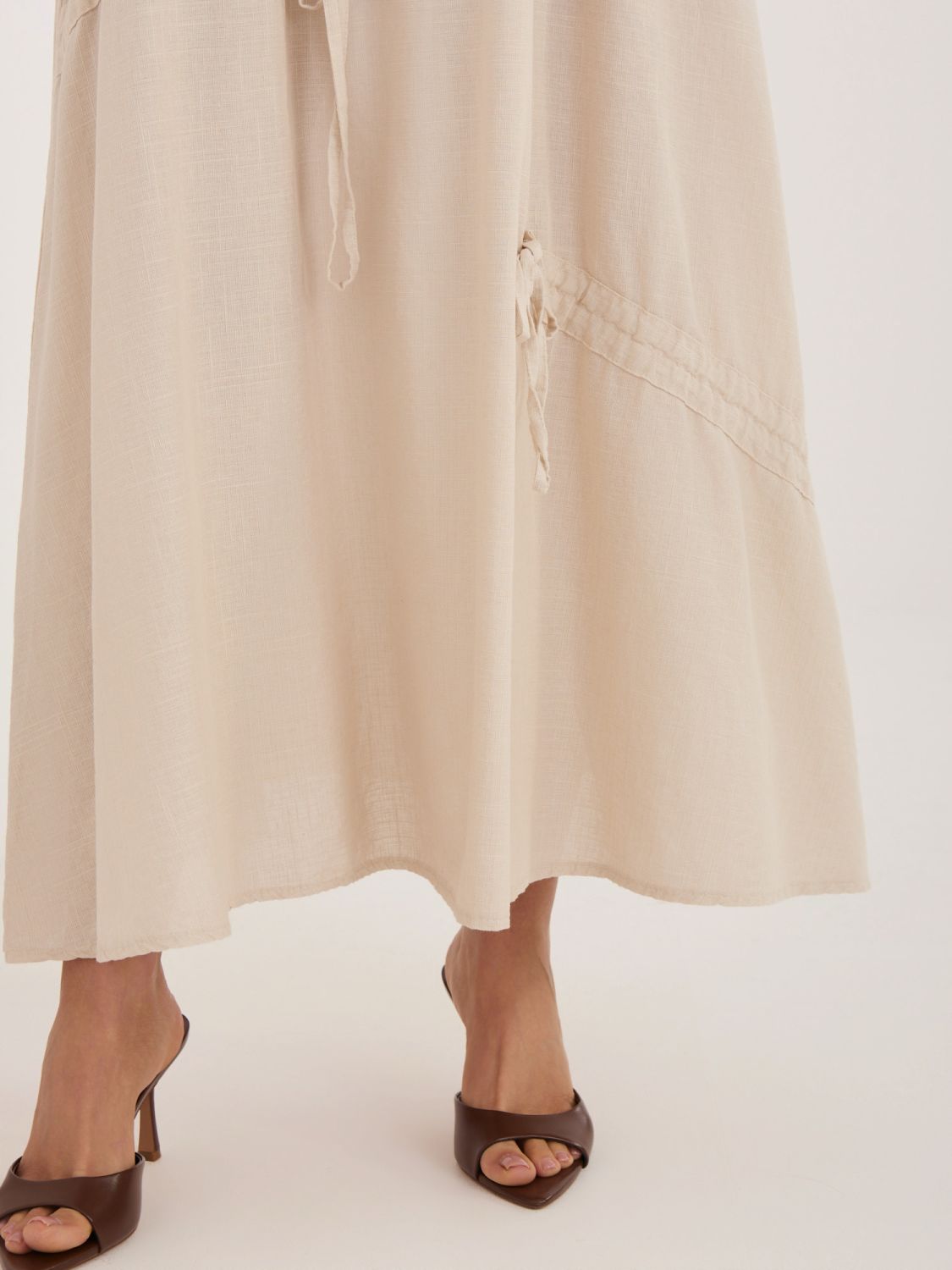 Béžová midi sukně s vázáním