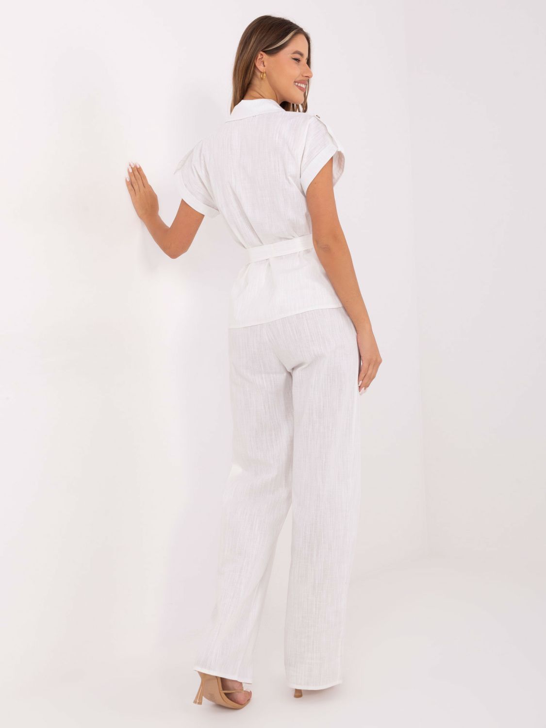 Elegantní bílý komplet