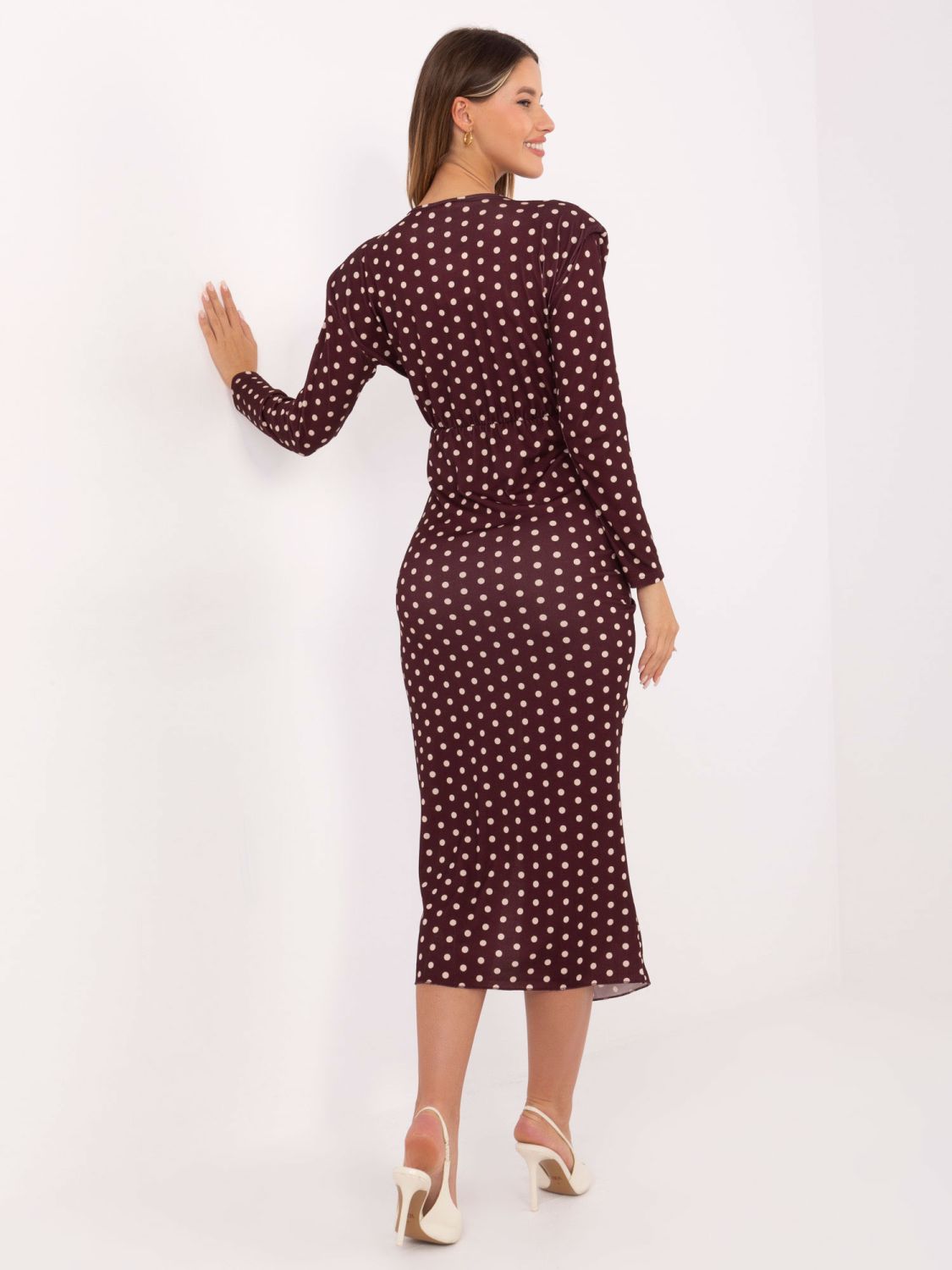 Bordó midi šaty s puntíky a zavinovacím výstřihem