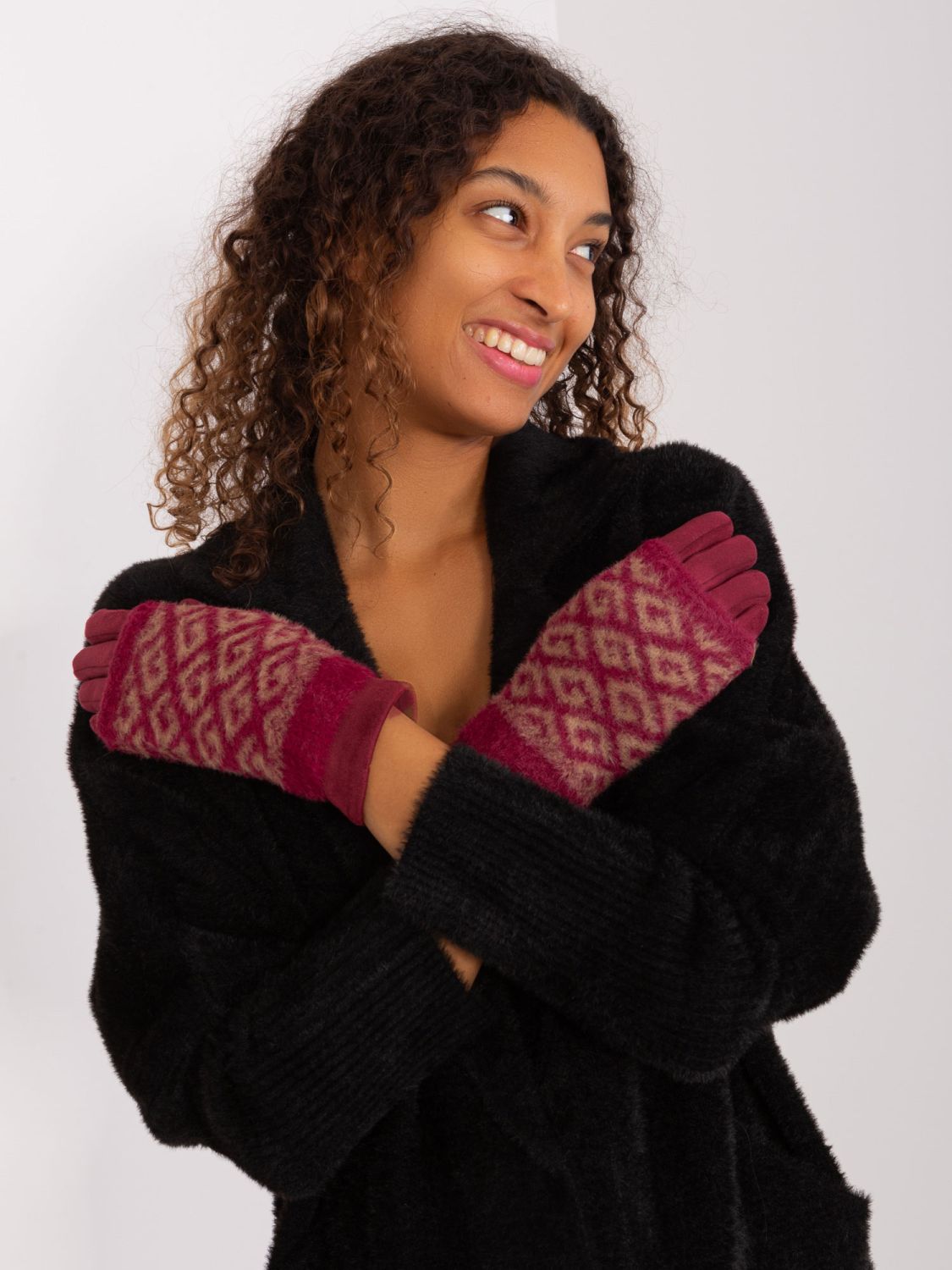 Stylové rukavice v bordó barvě