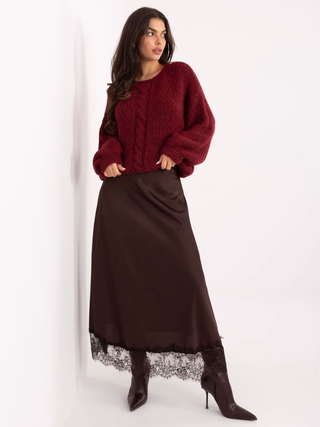 Bordó svetr s kulatým výstřihem