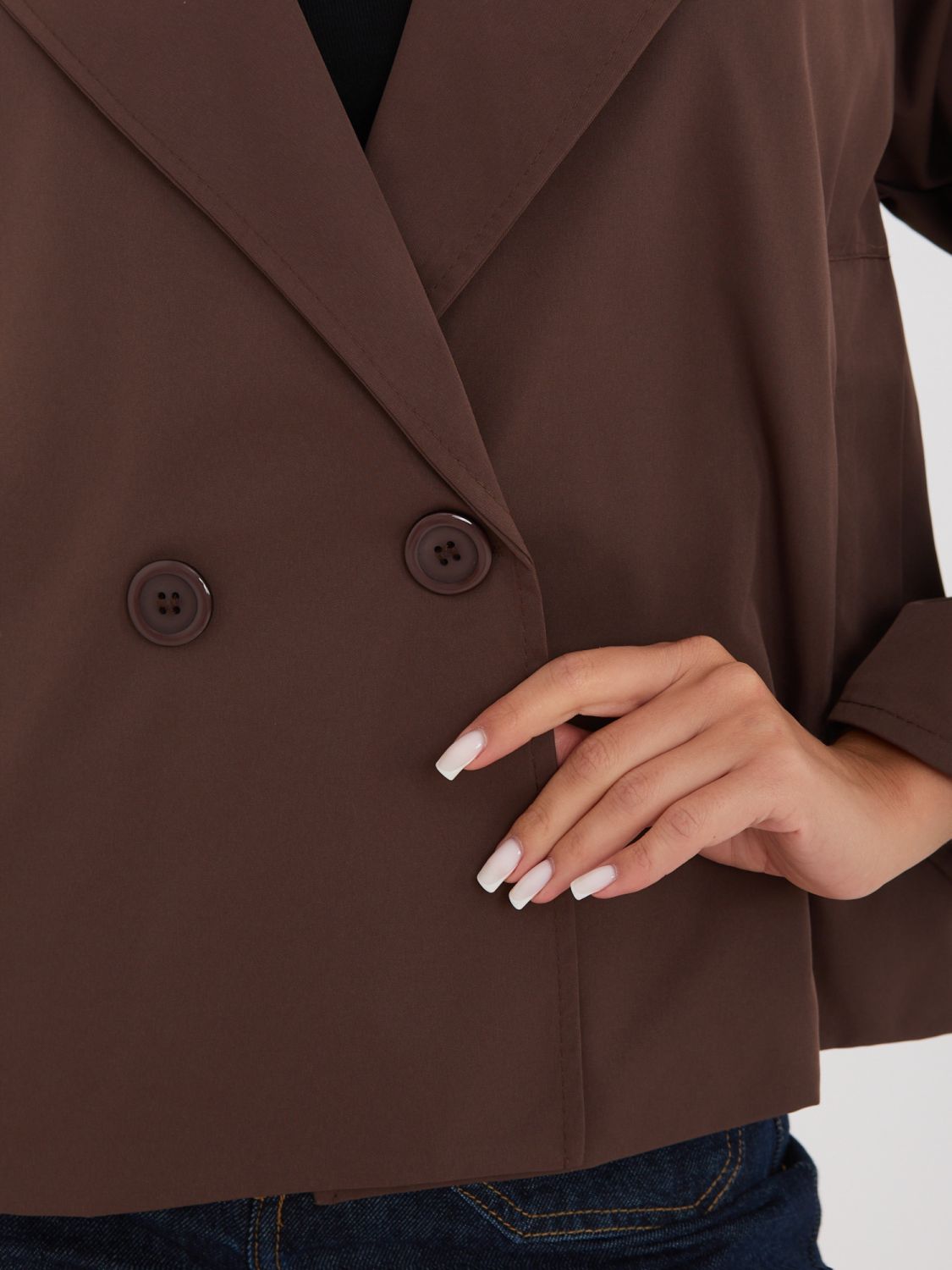 Krátký přechodný kabát s podšívkou, tmavě hnědý